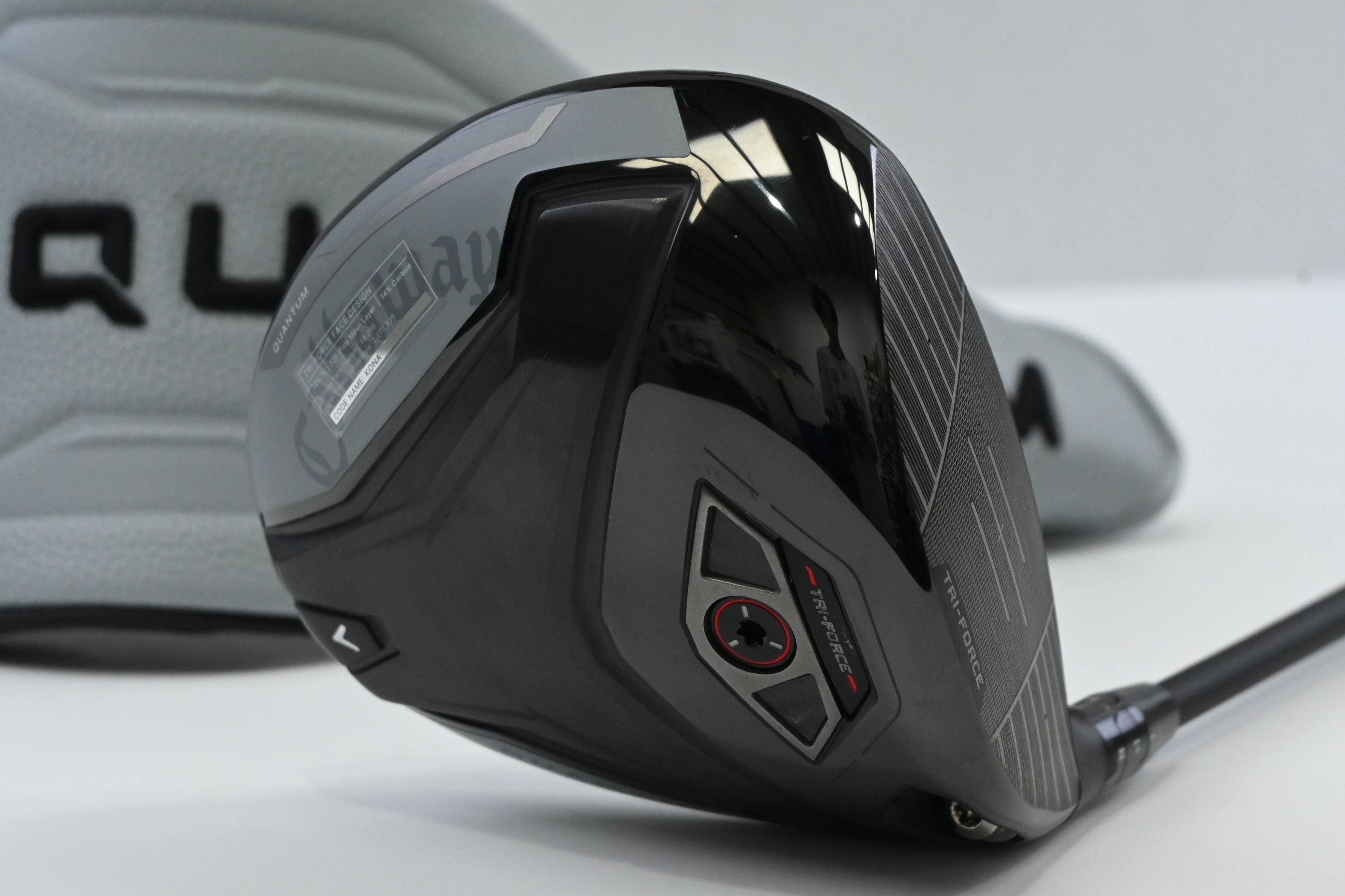 Callaway Quantum Max D Driver / 10.5 Degree / Senior Flex Vanquish 4 Shaft