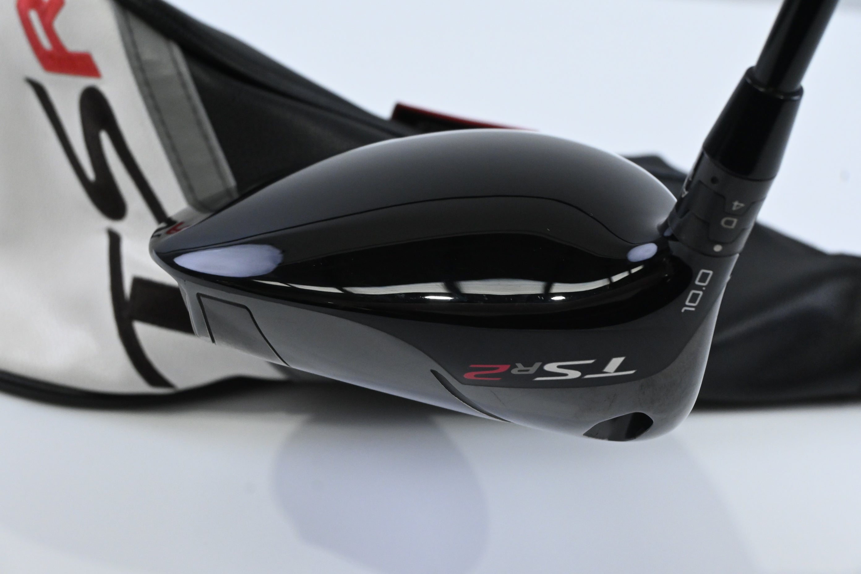 Left Hand Titleist TSR2 Driver / 10 Degree / Stiff Flex HZRDUS Gen4 Black 60