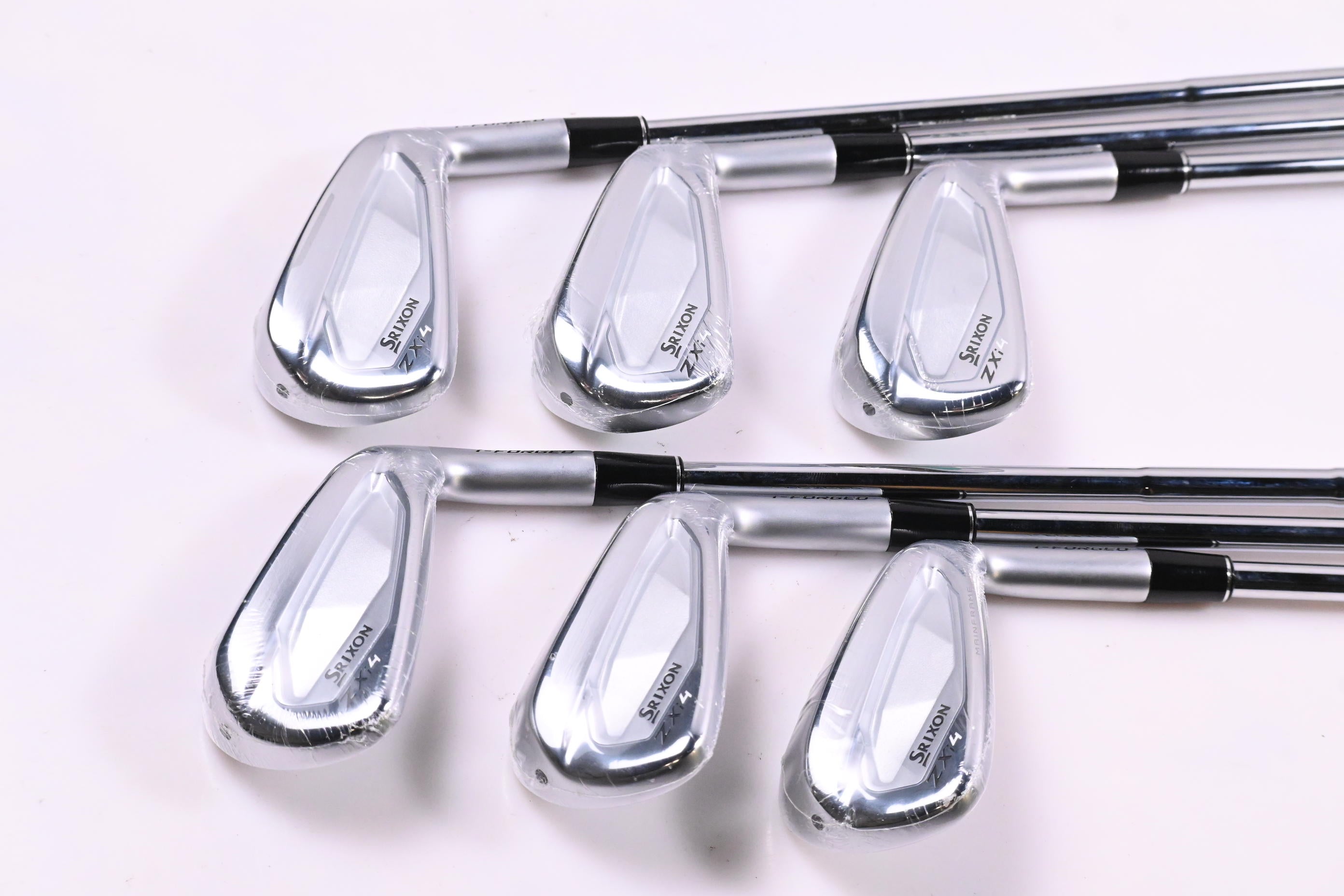 Srixon ZXI4 Irons / 5-PW / Stiff Flex Dynamic Gold Mid 115 S300 Shafts