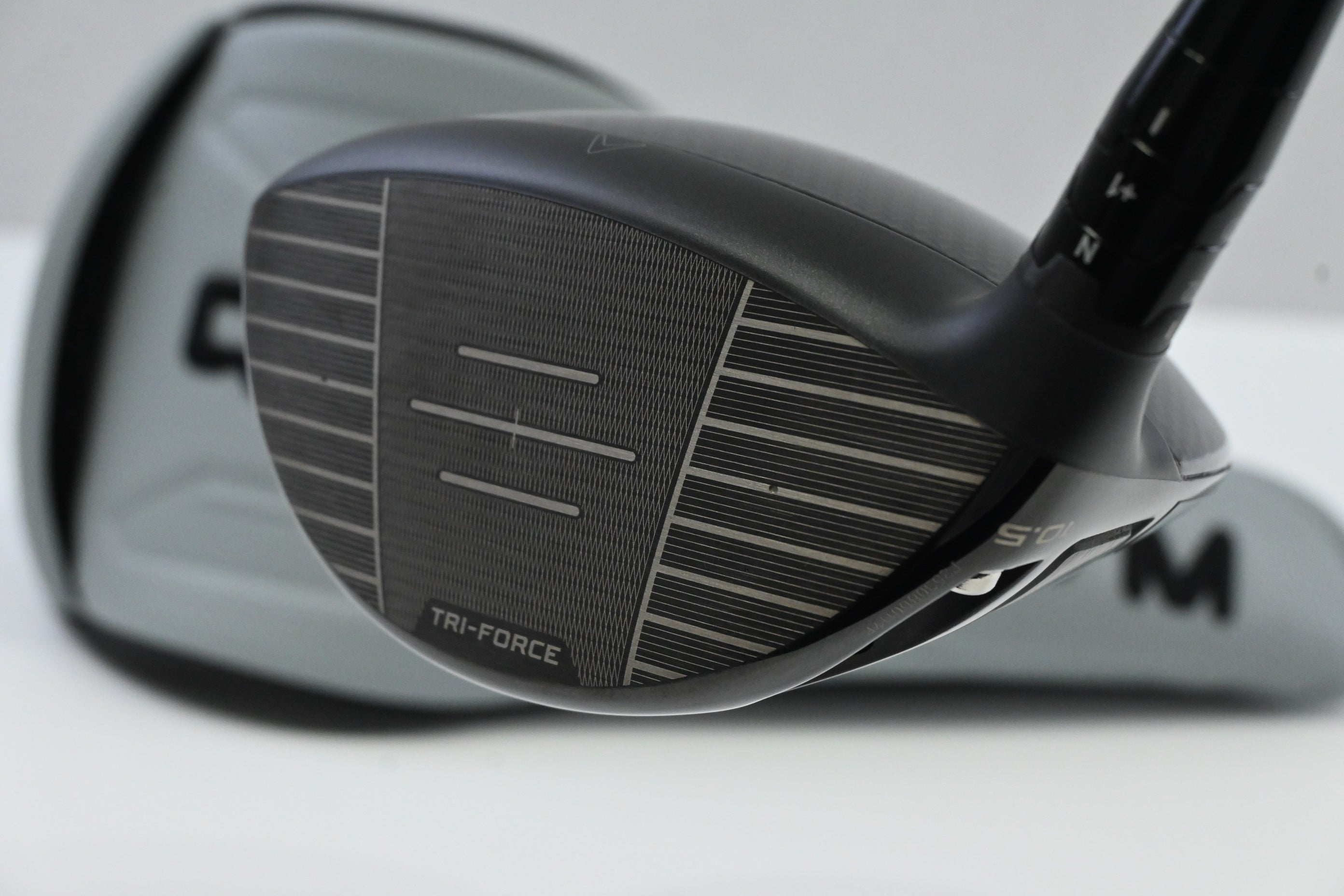 Callaway Quantum Max D Driver / 10.5 Degree / Senior Flex Vanquish 4 Shaft