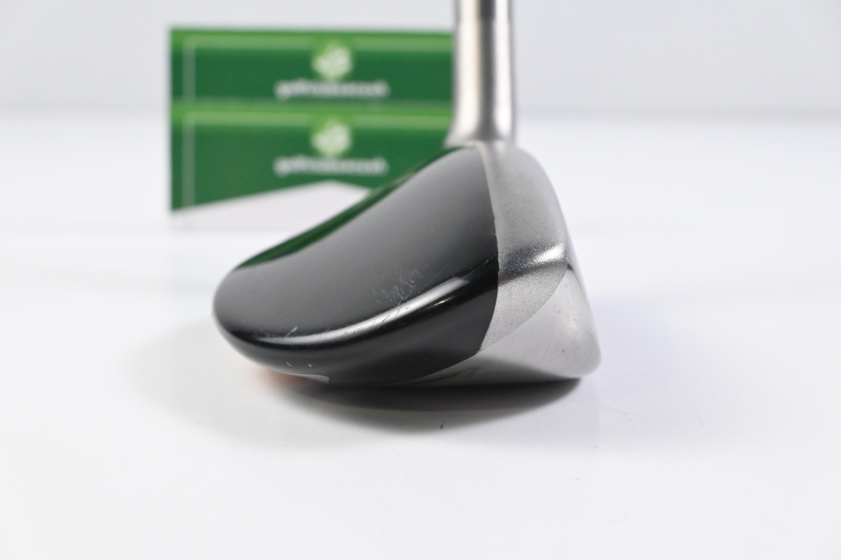 Ping G10 #2 Hybrid / 18 Degree / Stiff Flex Grafalloy Pro Launch Red
