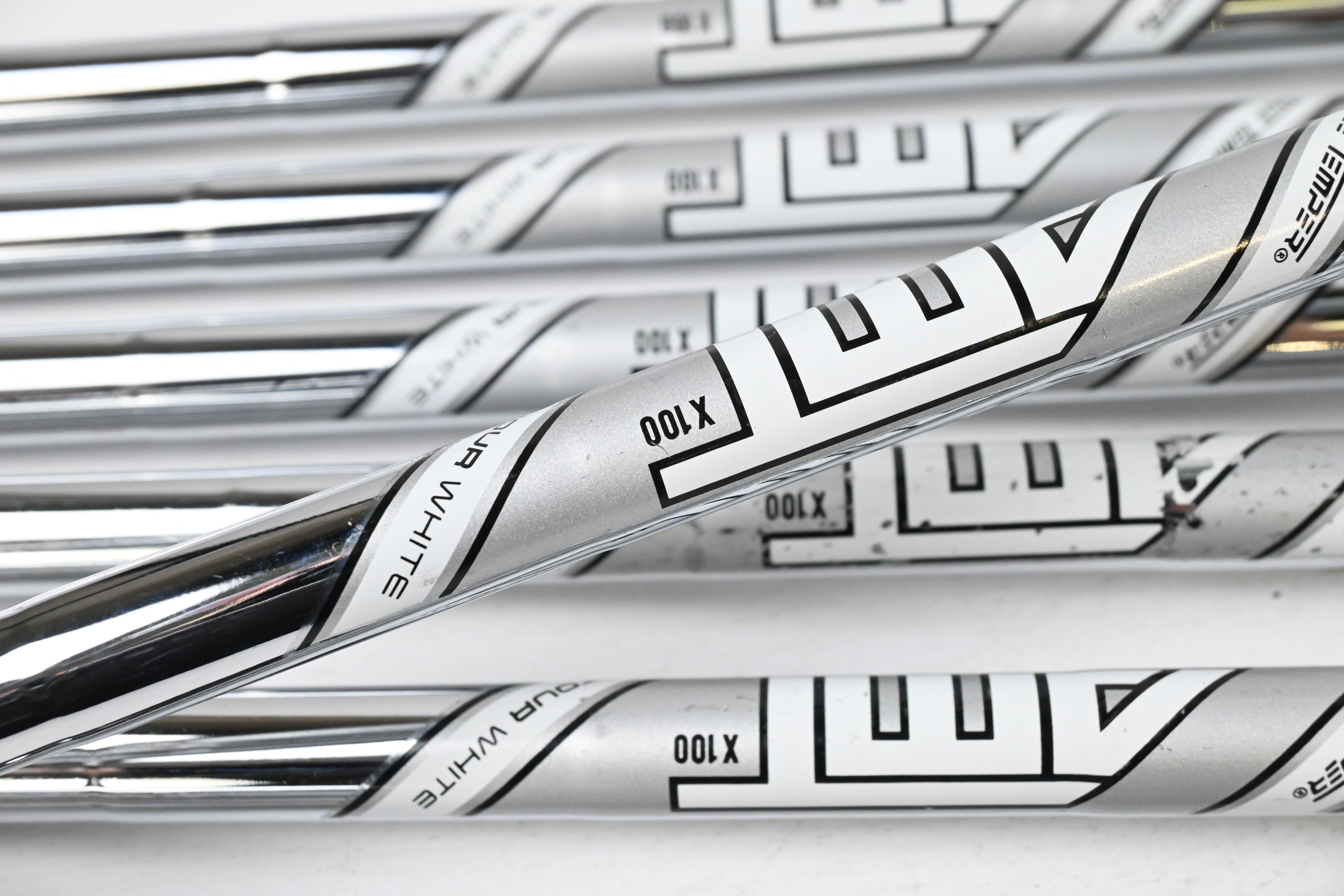 Titleist 718 CB Irons / 4-PW / X Flex AMT Tour White Tour White X100 Shafts