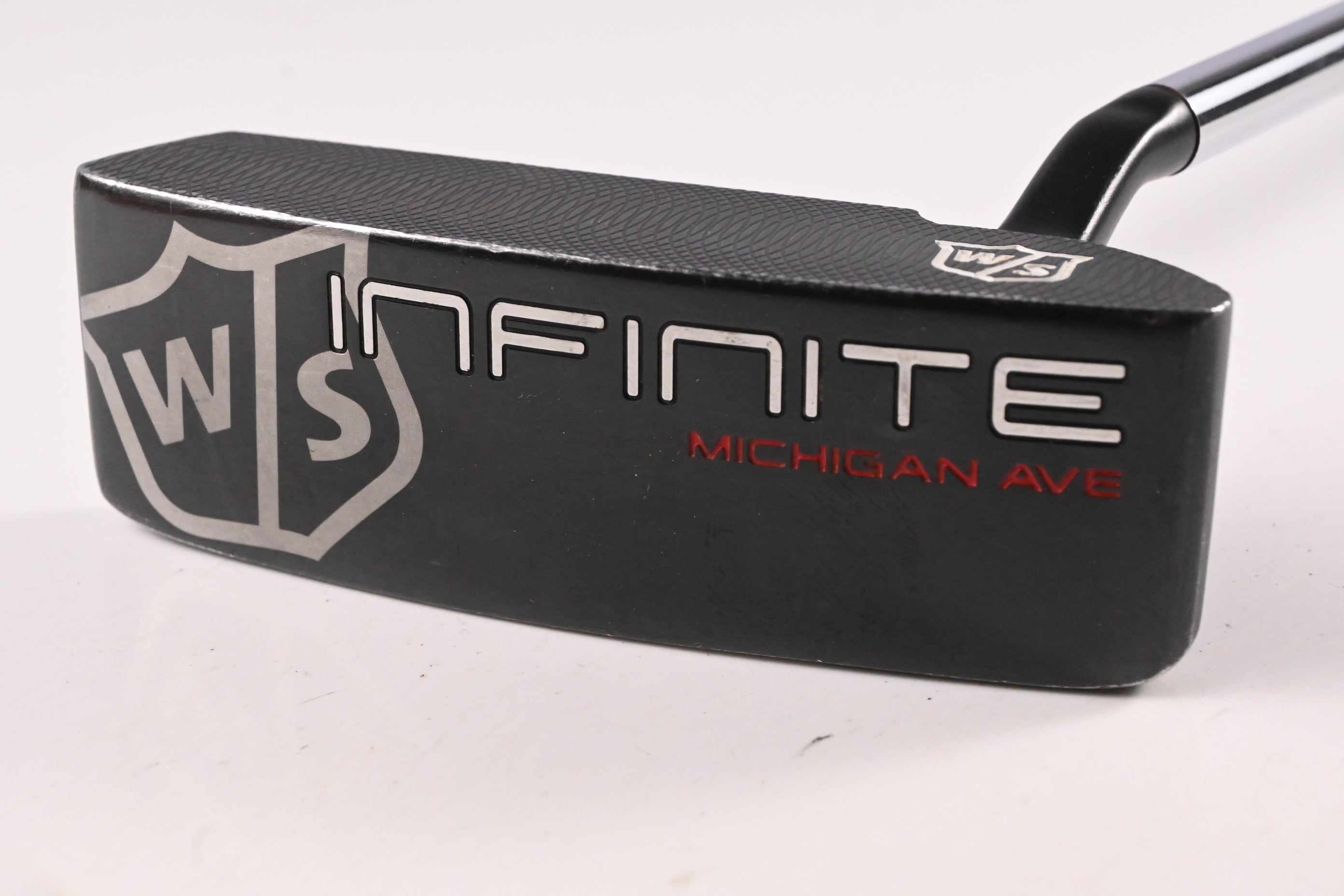 Wilson Infinite 2018 Michigan Avenue Putter / 34 Inch