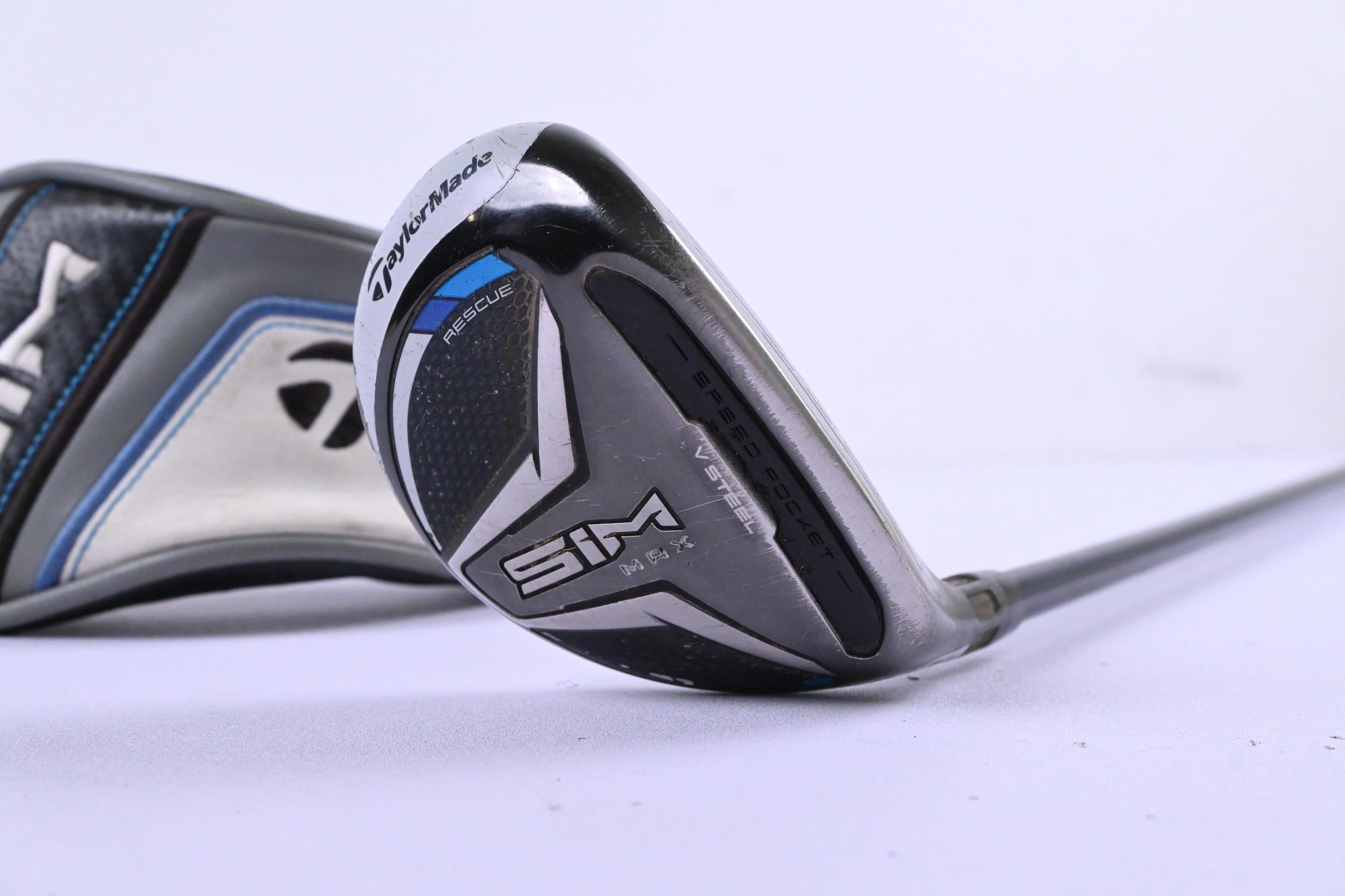 Taylormade SIM Max #4 Hybrid / 22 Degree / Regular Flex Fujikura Ventus Blue 6