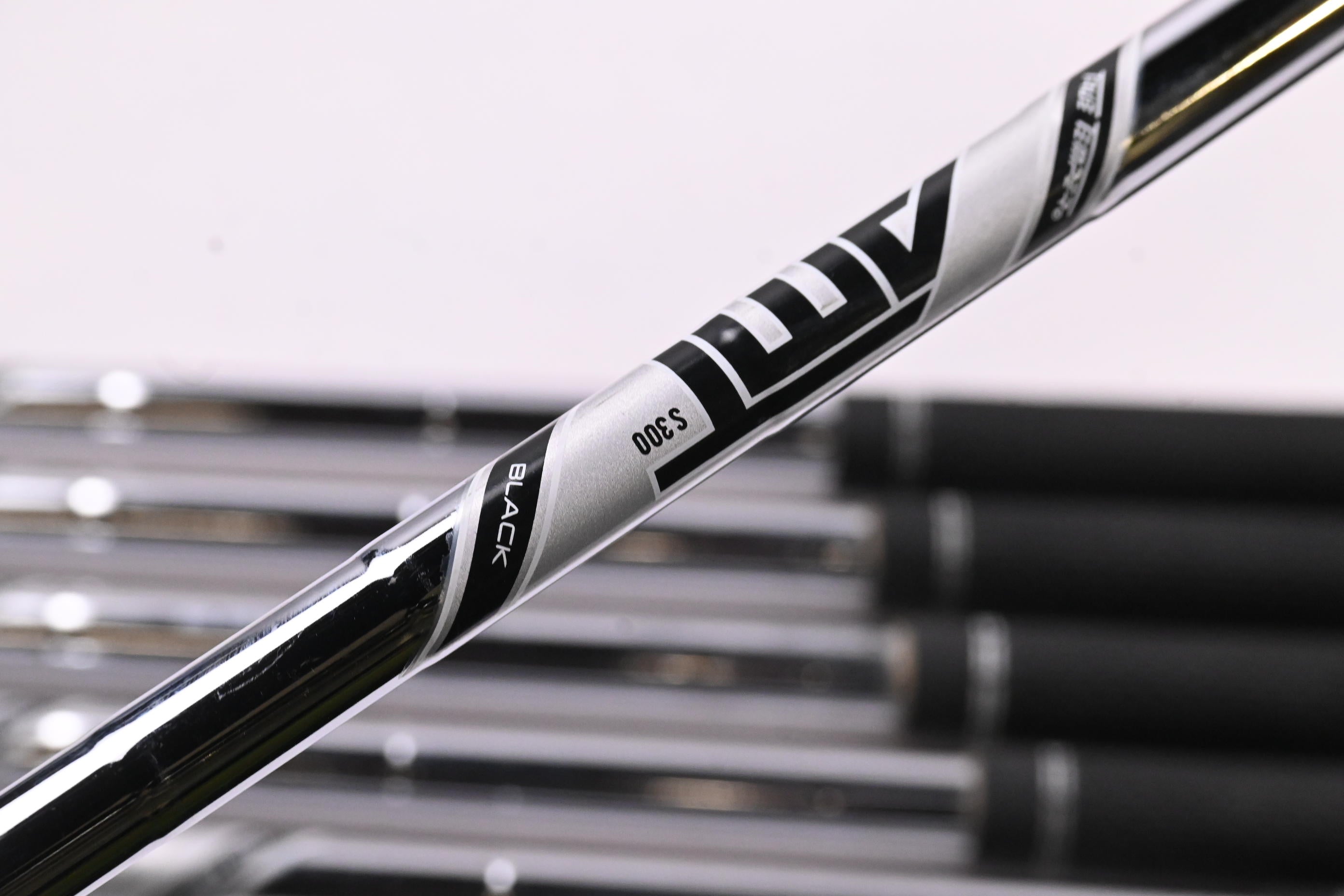 Titleist T100.S 2021 Irons / 5-PW / Stiff Flex AMT Black S300 Shafts