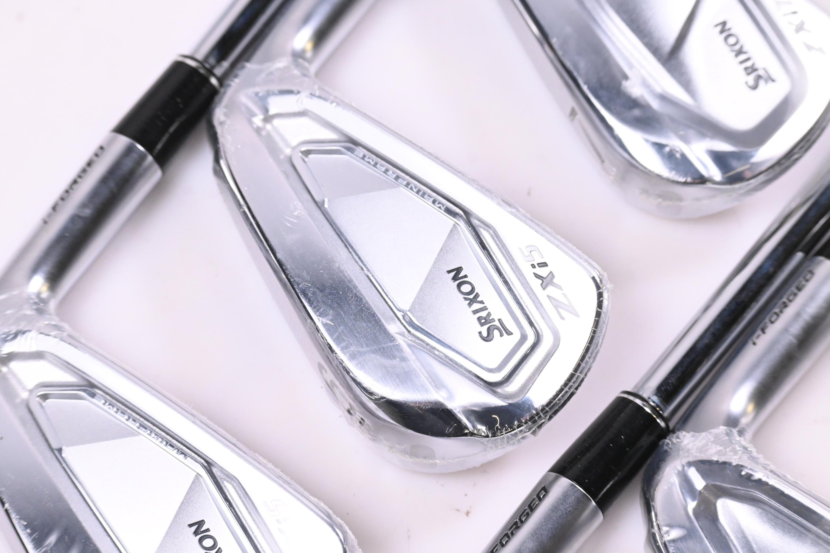 Srixon ZXI5/ZXI7 Irons / 5-PW / Stiff Flex N.S.Pro Modus³ Tour 105 Shafts