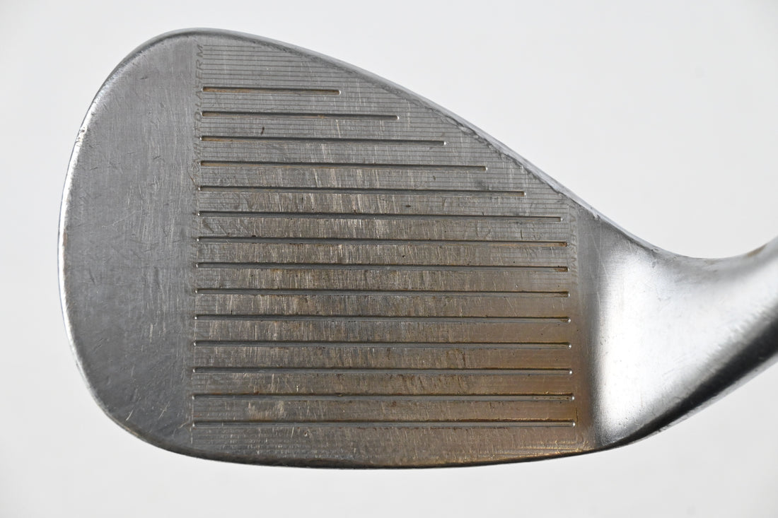 Cleveland 588 Precision Forged Gap Wedge / 52 Degree / Wedge Flex Tour Concept