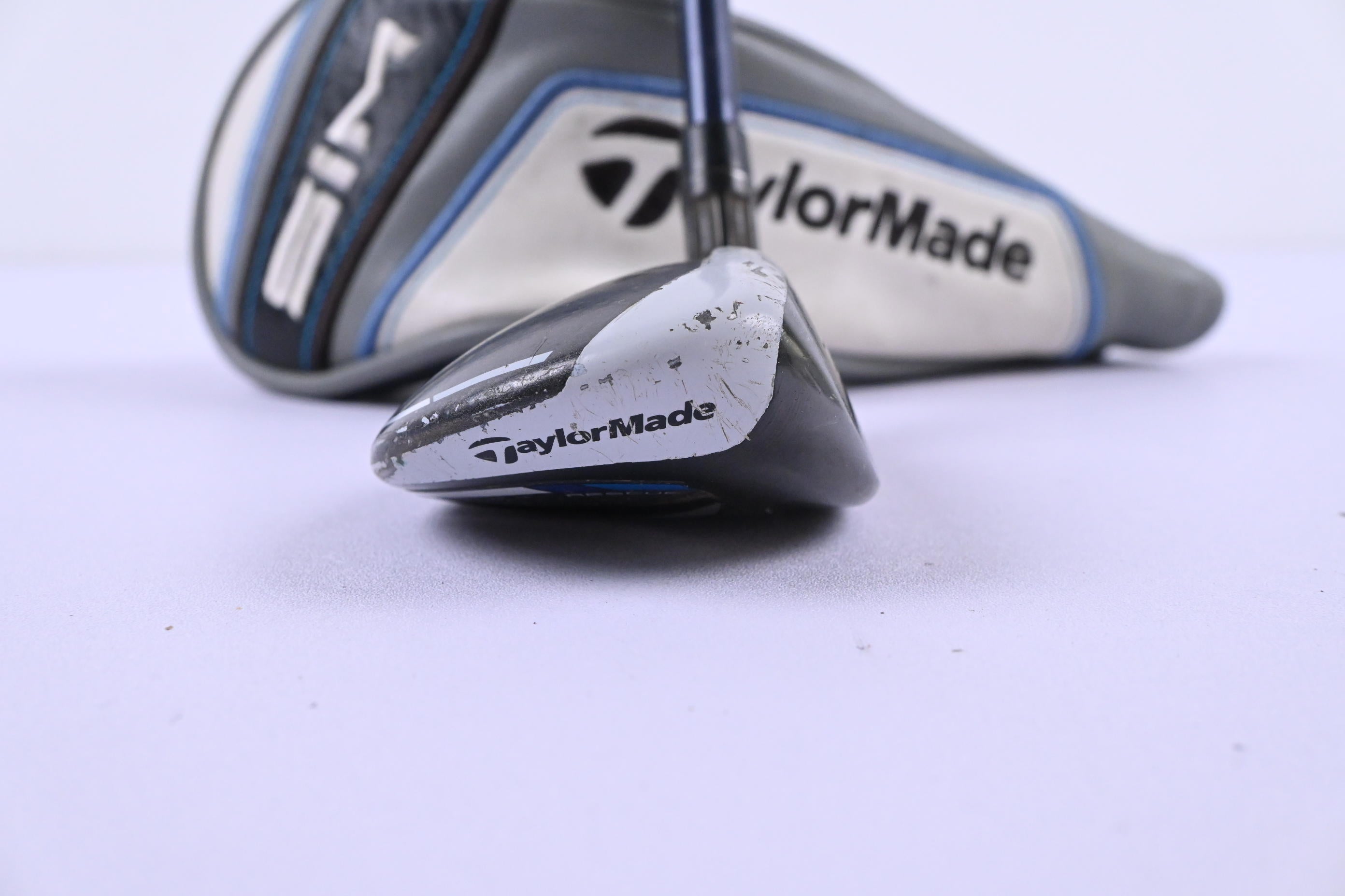 Taylormade SIM Max #4 Hybrid / 22 Degree / Regular Flex Fujikura Ventus Blue 6
