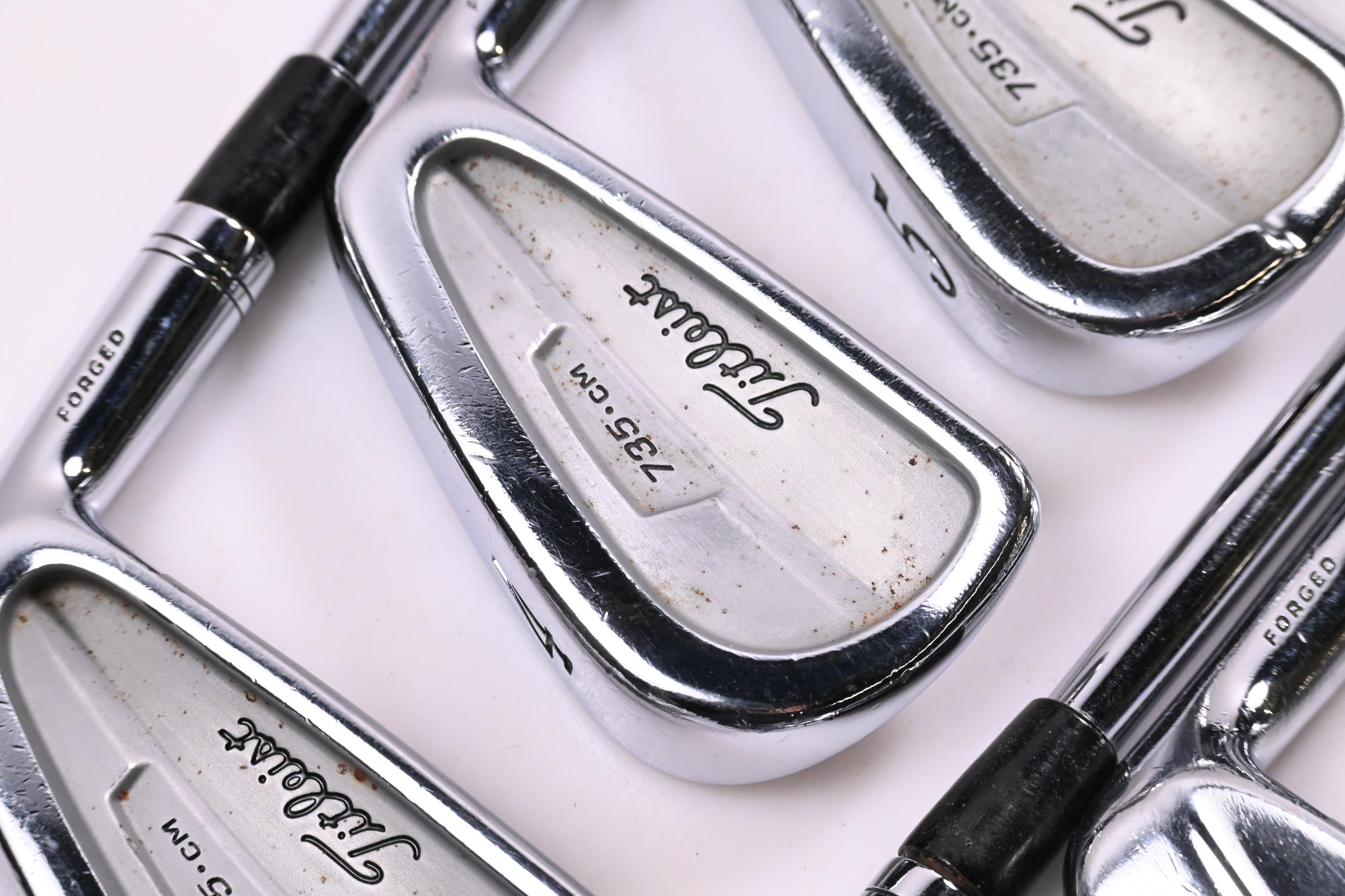 Titleist 735.CM Irons / 3-PW / Regular Flex Dynamic Gold R300 Shafts