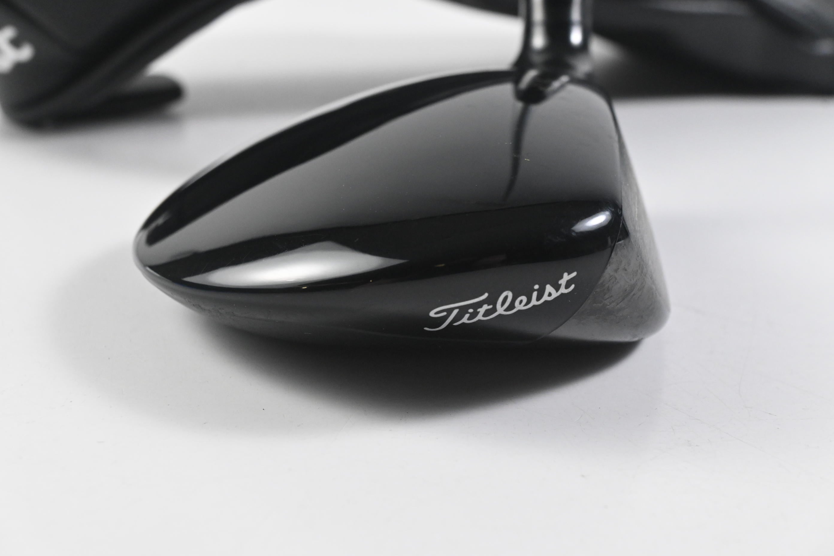 Titleist GT1 #5 Wood / 18 Degree / Senior Flex Fujikura Air Speeder 40 Shaft