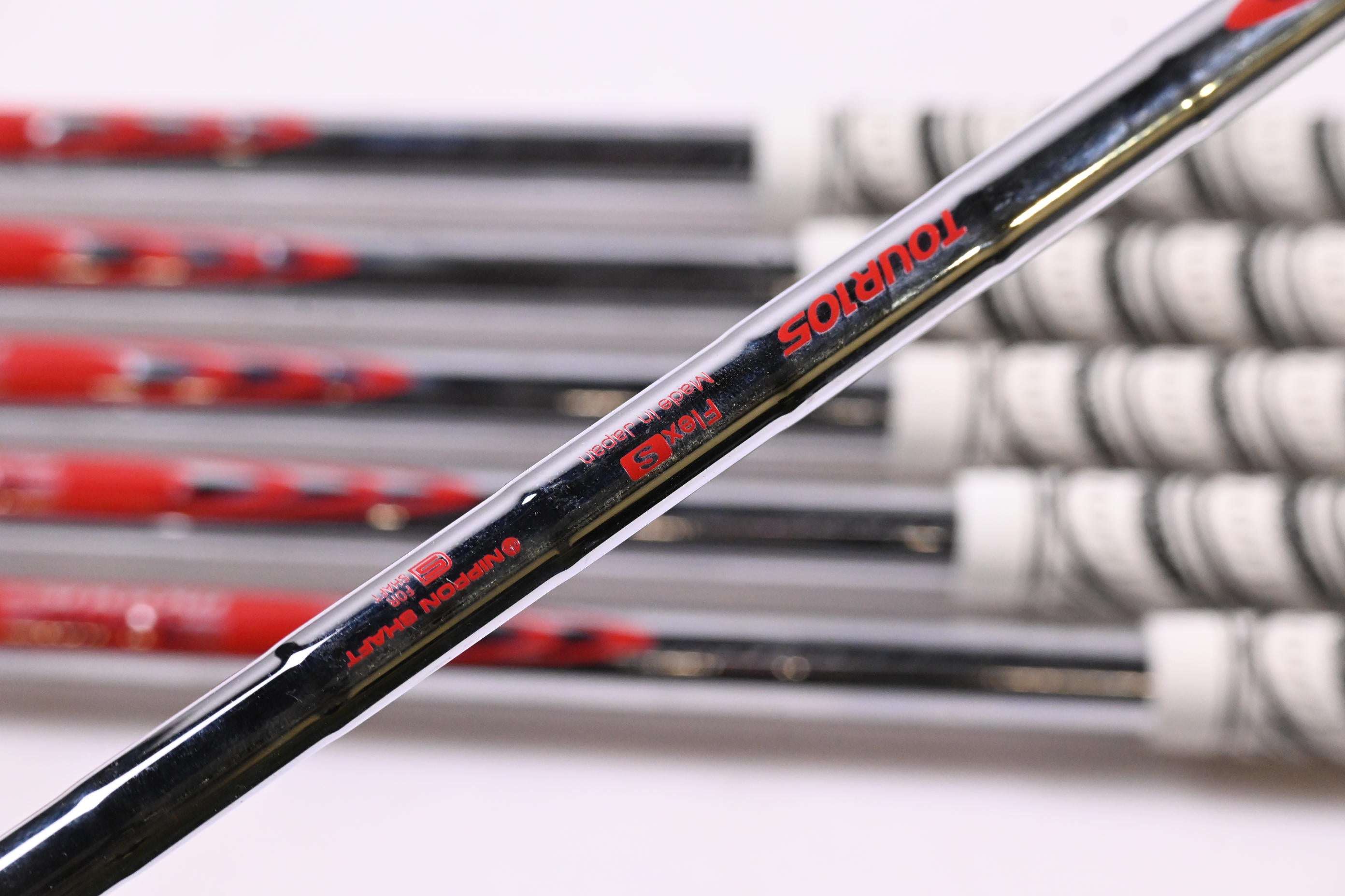 Srixon ZXI5/ZXI7 Irons / 5-PW / Stiff Flex N.S.Pro Modus³ Tour 105 Shafts