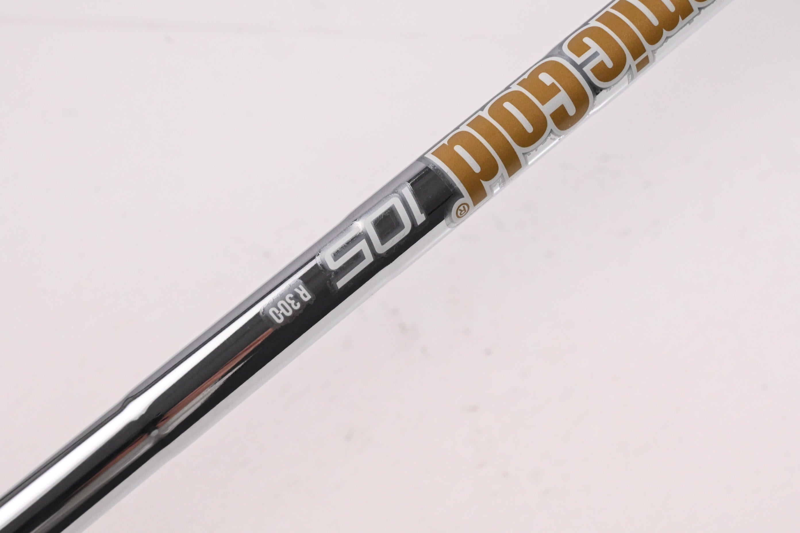 Callaway Mavrik Pro #7 Iron / Regular Flex Dynamic Gold 105 R300