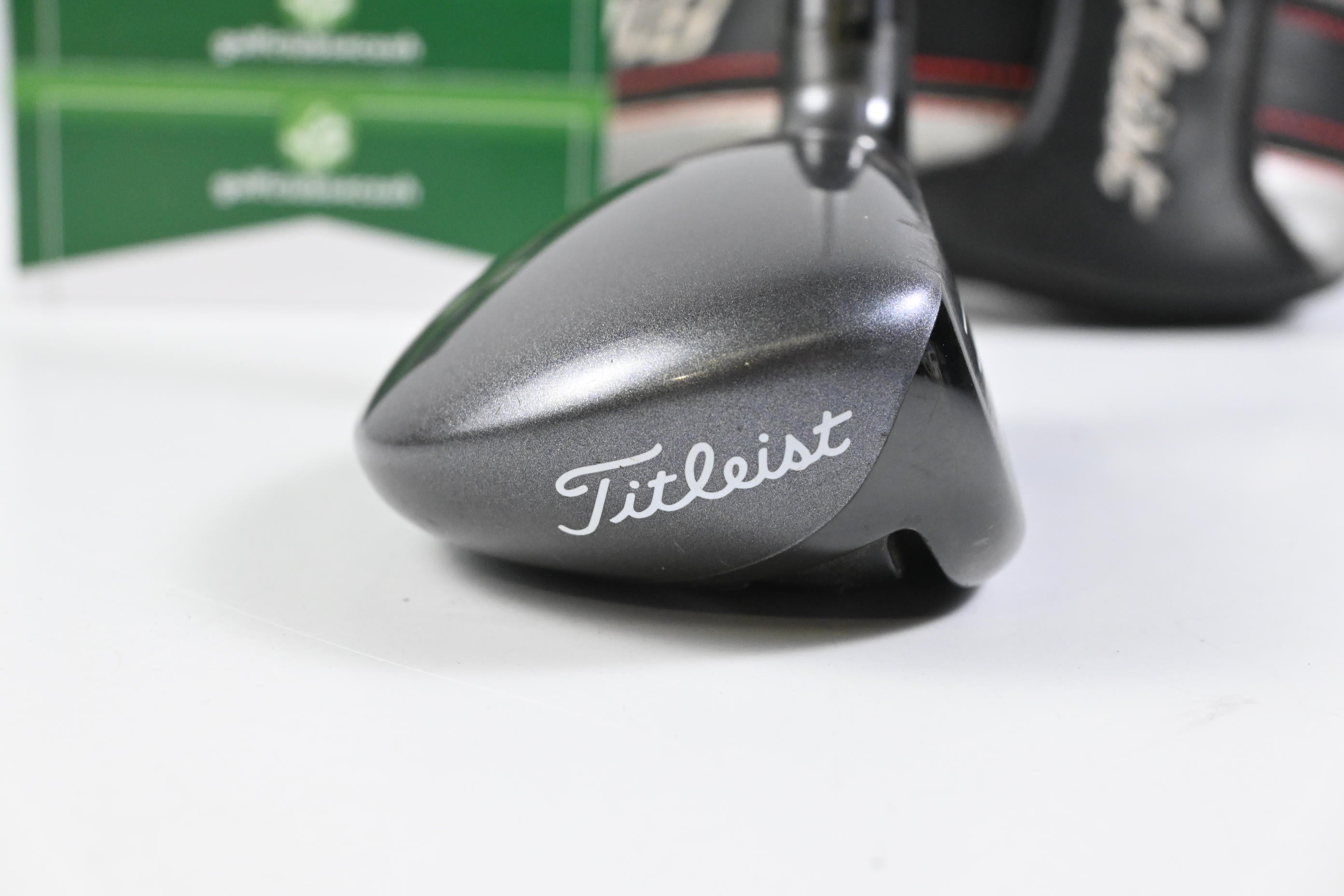 Titleist 816 H2 #3 Hybrid / 21 Degree / Stiff Flex Aldila Rogue 95 MSI 85 Shaft