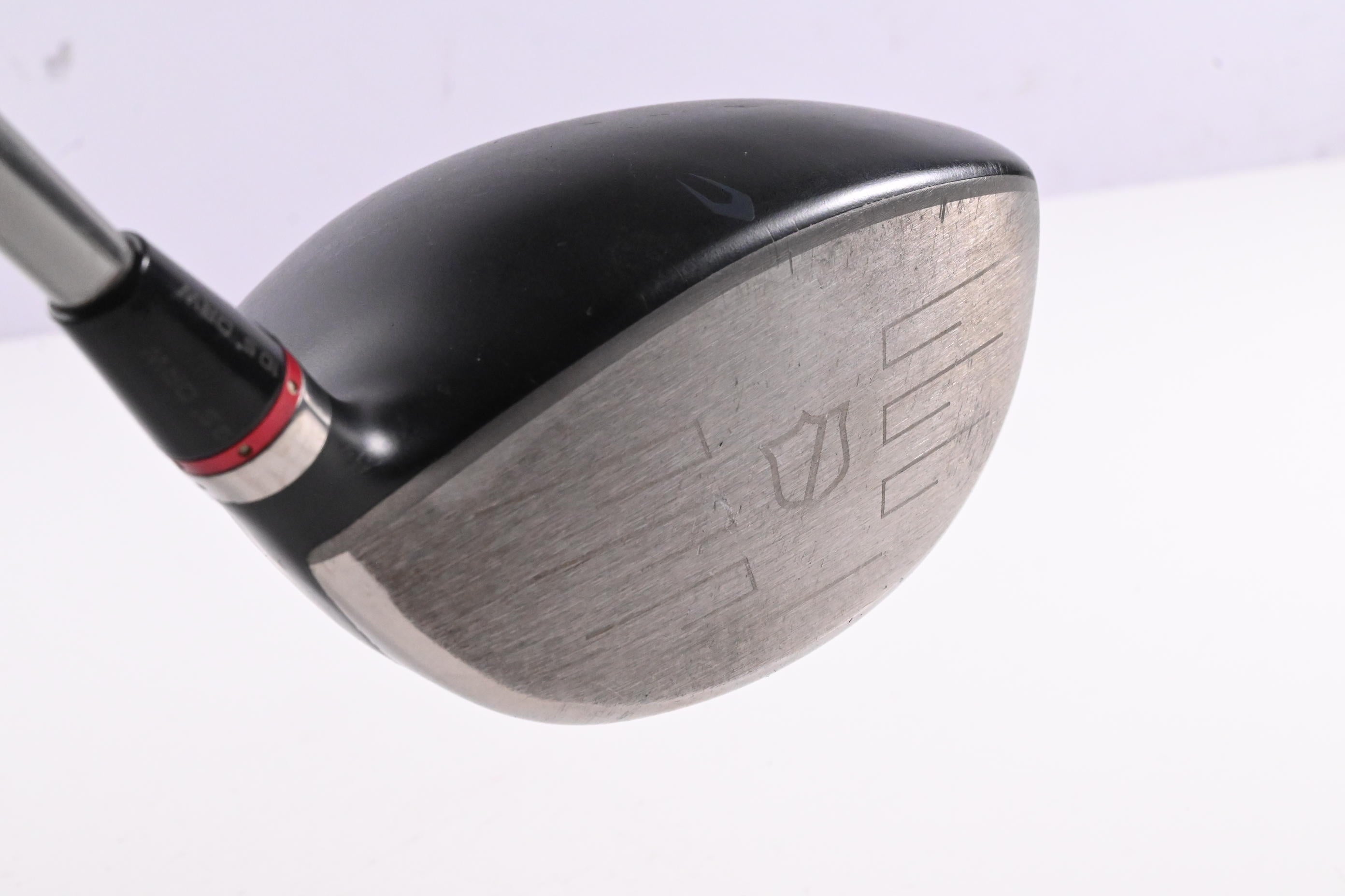 Left Hand Wilson Staff D200 Driver / 10.5 Degree / Senior Flex Elements Chrome