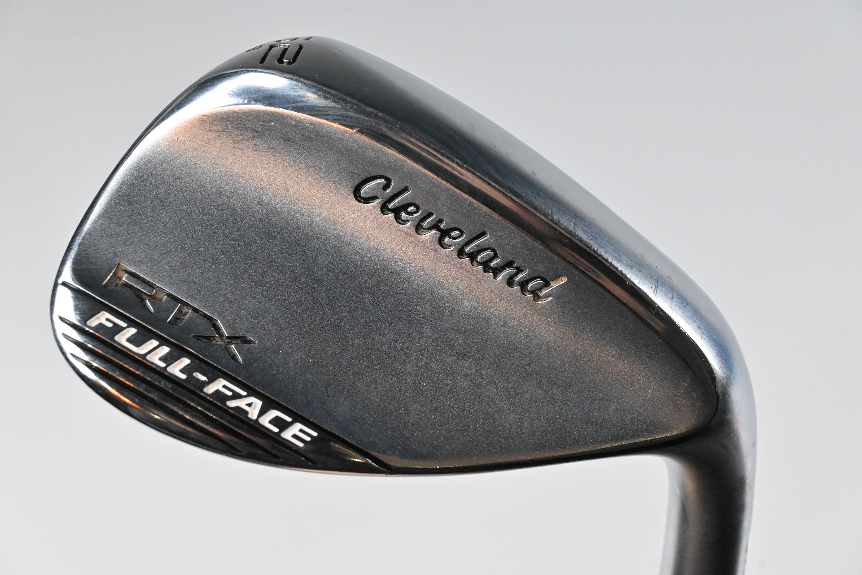 Cleveland RTX Full Face Gap Wedge / 52 Degree / Wedge Flex Dynamic Gold Spinner