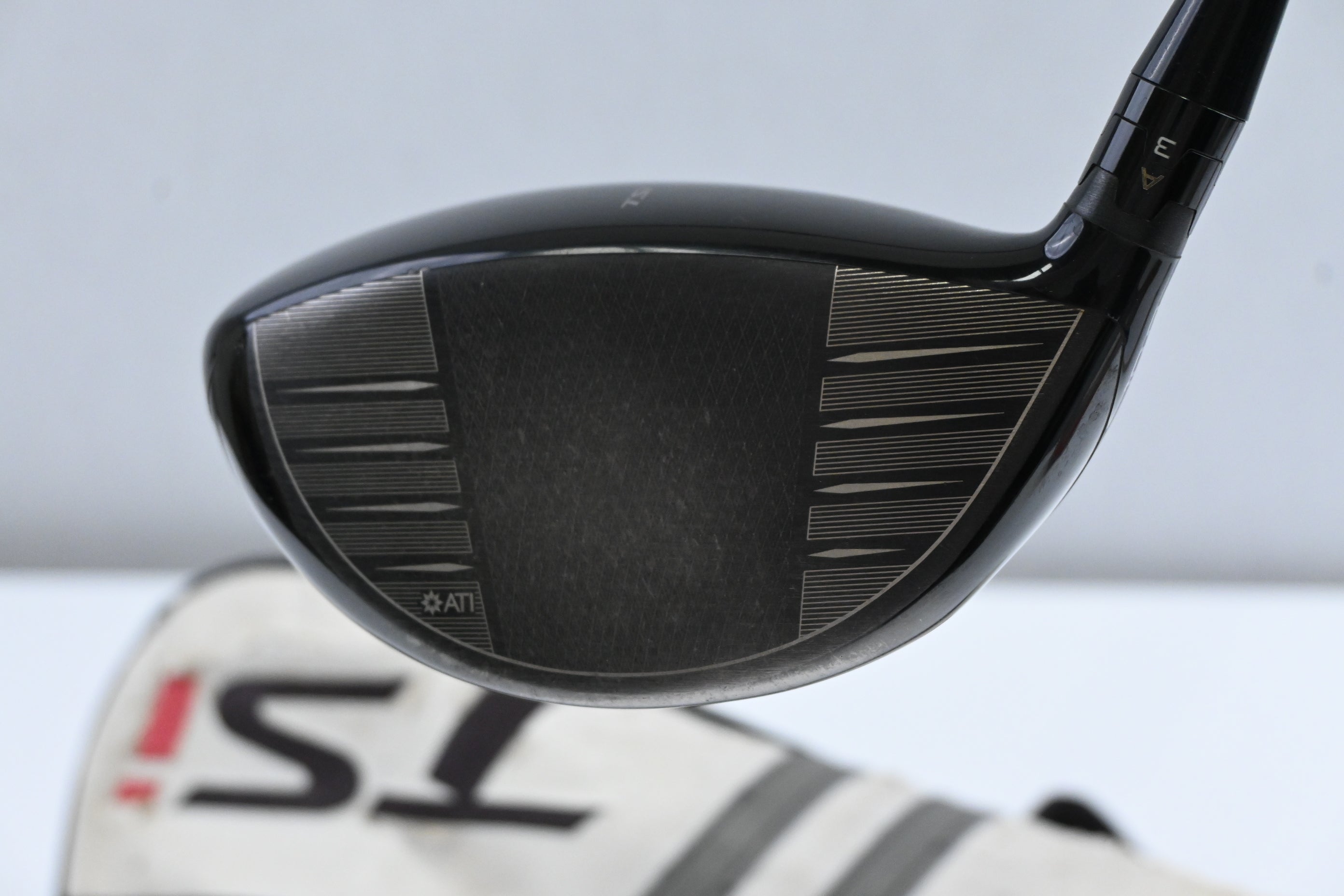 Titleist TSi3 Driver / 10 Degree / X-Flex Tensei AV Raw White 65 Shaft