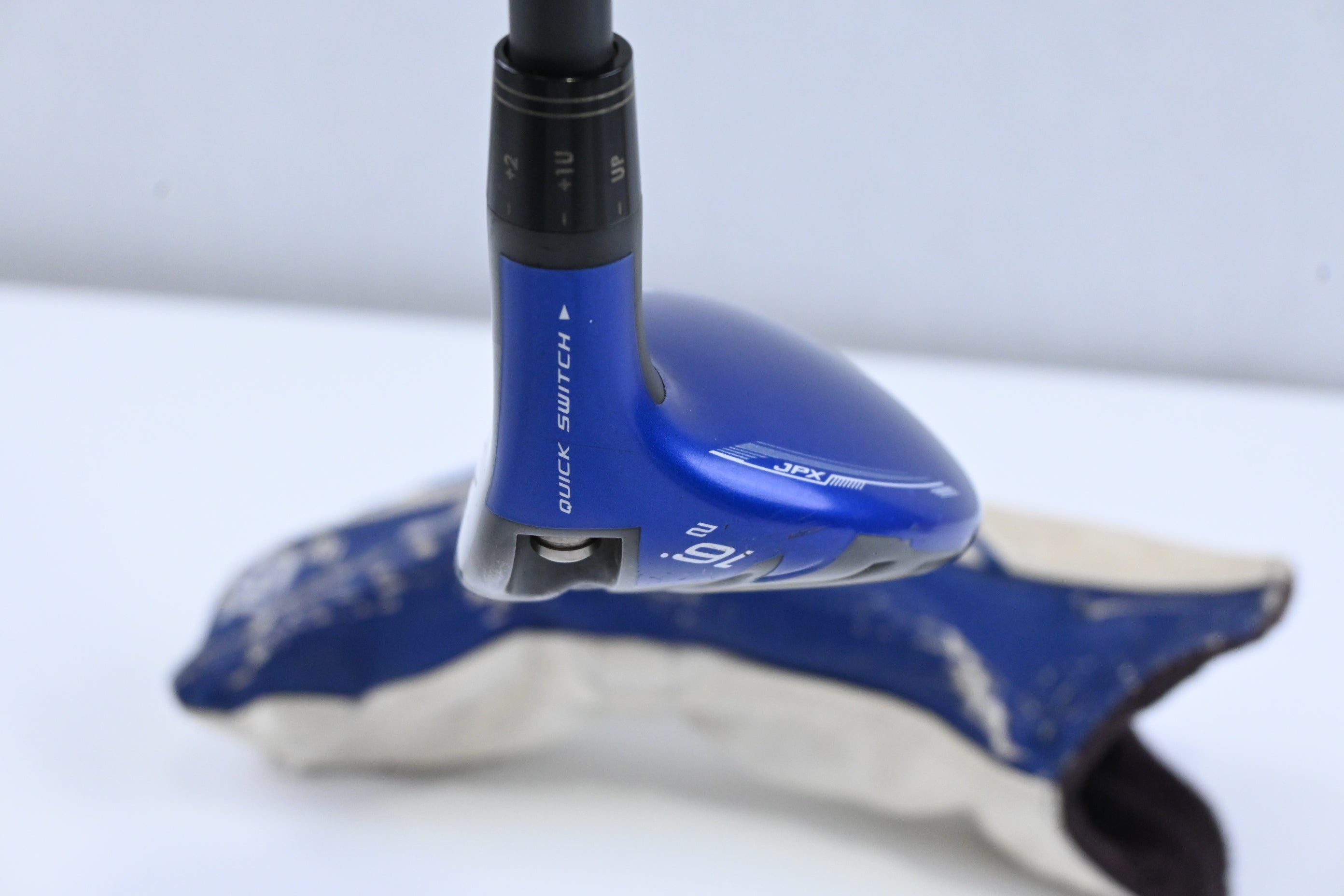 Mizuno JPX 900 #2 Hybrid / 16 Degree / Regular Flex Fujikura Pro 63 Shaft