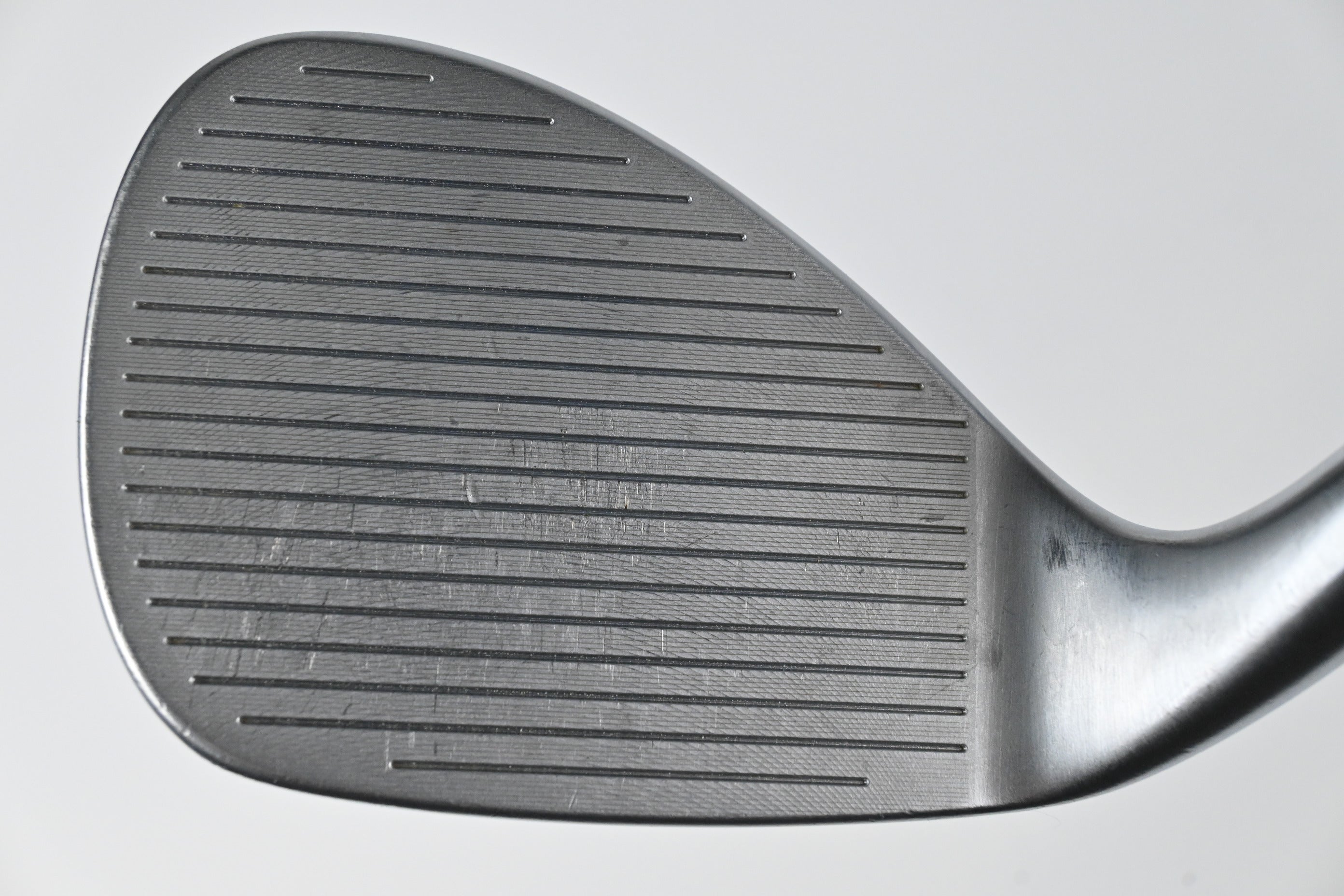 Cleveland RTX Full Face Gap Wedge / 52 Degree / Wedge Flex Dynamic Gold Spinner