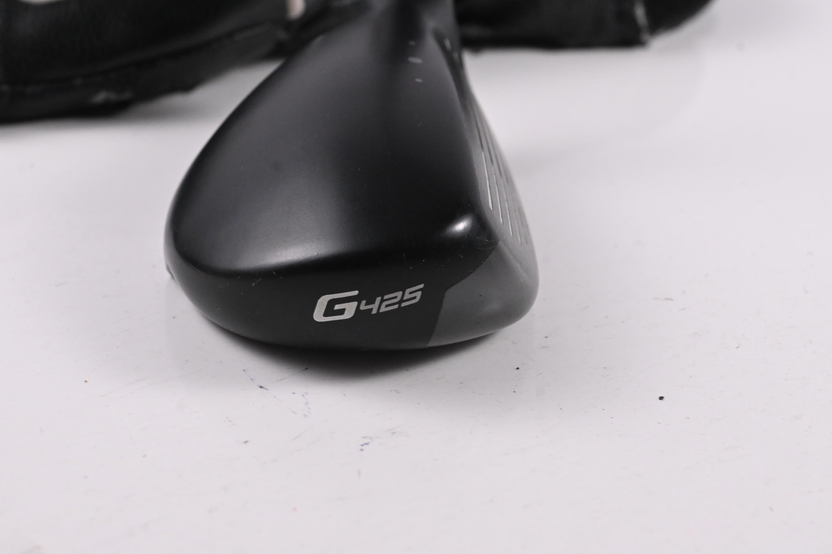 Ping G425 #6 Hybrid / 30 Degree / Senior Flex Ping Alta CB Slate 70 Shaft