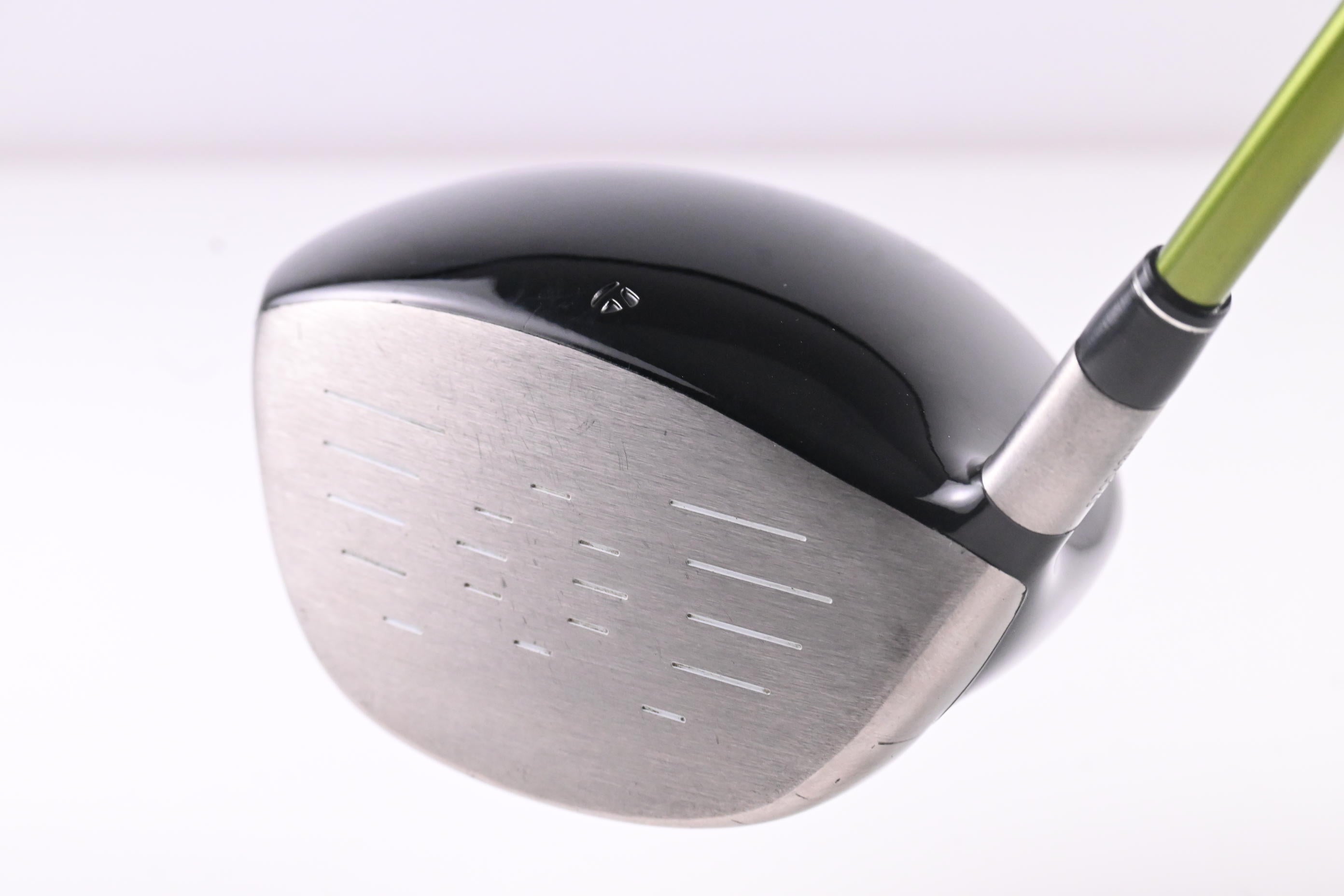 Taylormade R580 XD Driver / 10.5 Degree / Regular Flex Aldila NV Green 65 Shaft
