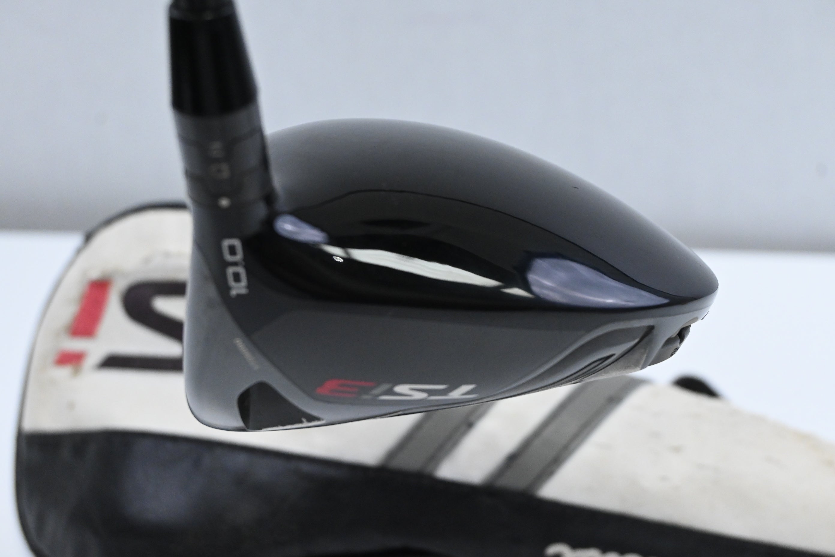 Titleist TSi3 Driver / 10 Degree / X-Flex Tensei AV Raw White 65 Shaft
