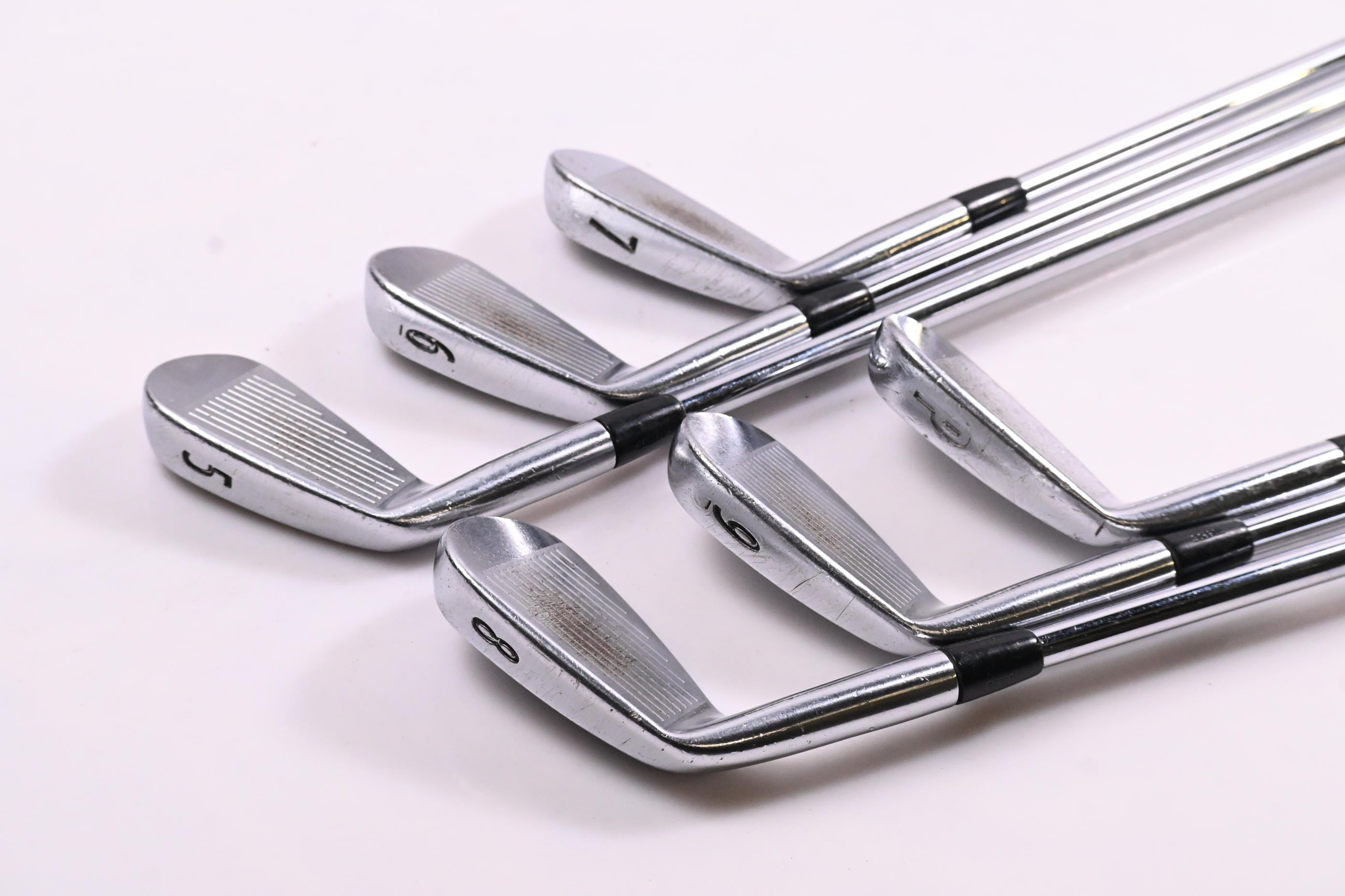 Titleist 712 CB Irons / 5-PW / Regular Flex Dynamic Gold R300 Shafts