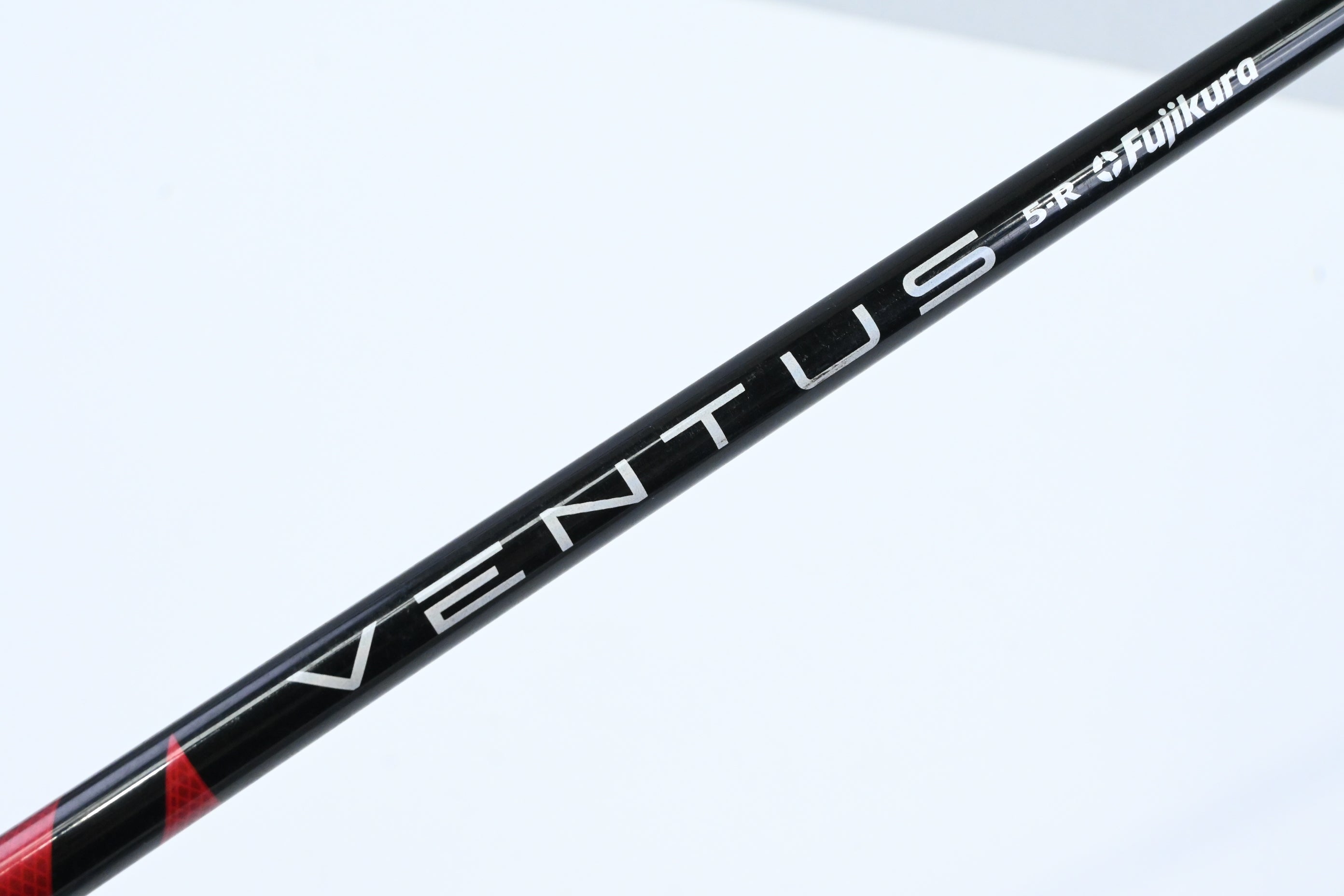Fujikura Ventus Red 5 Driver Shaft / Regular Flex / Taylormade 2nd Gen