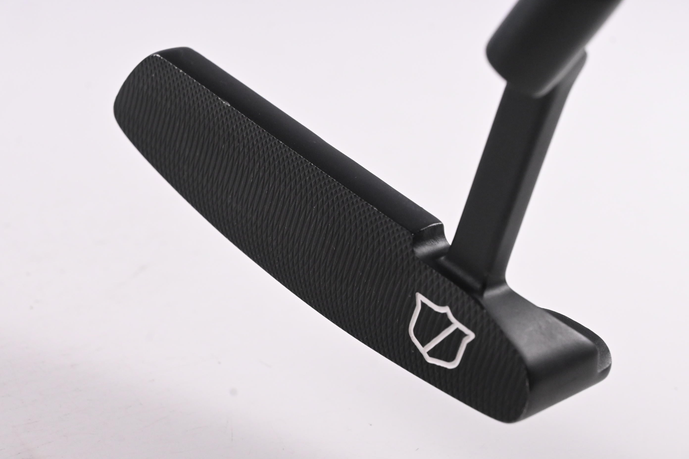 Wilson Infinite 2024 Windy City Putter / 34 Inch