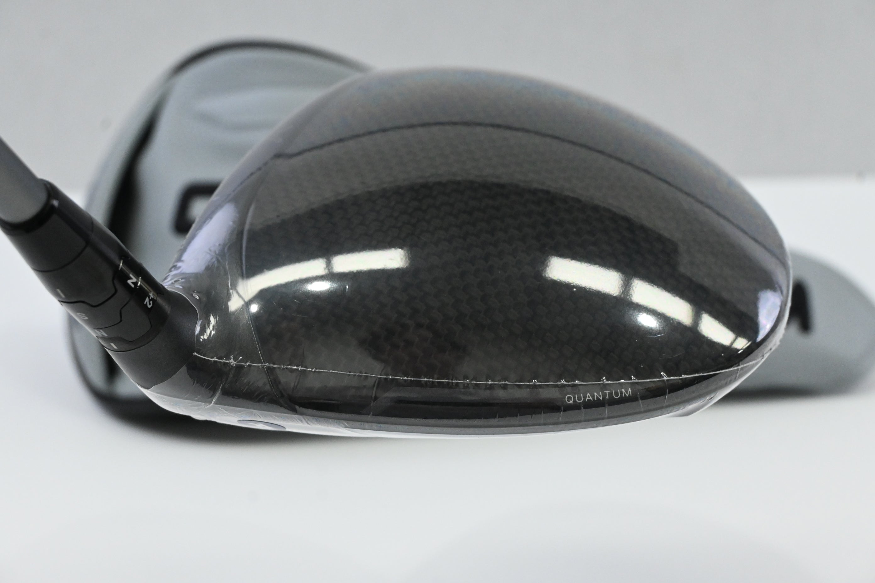 Callaway Quantum Max D Driver / 10.5 Degree / Regular Flex Denali Frost Silver
