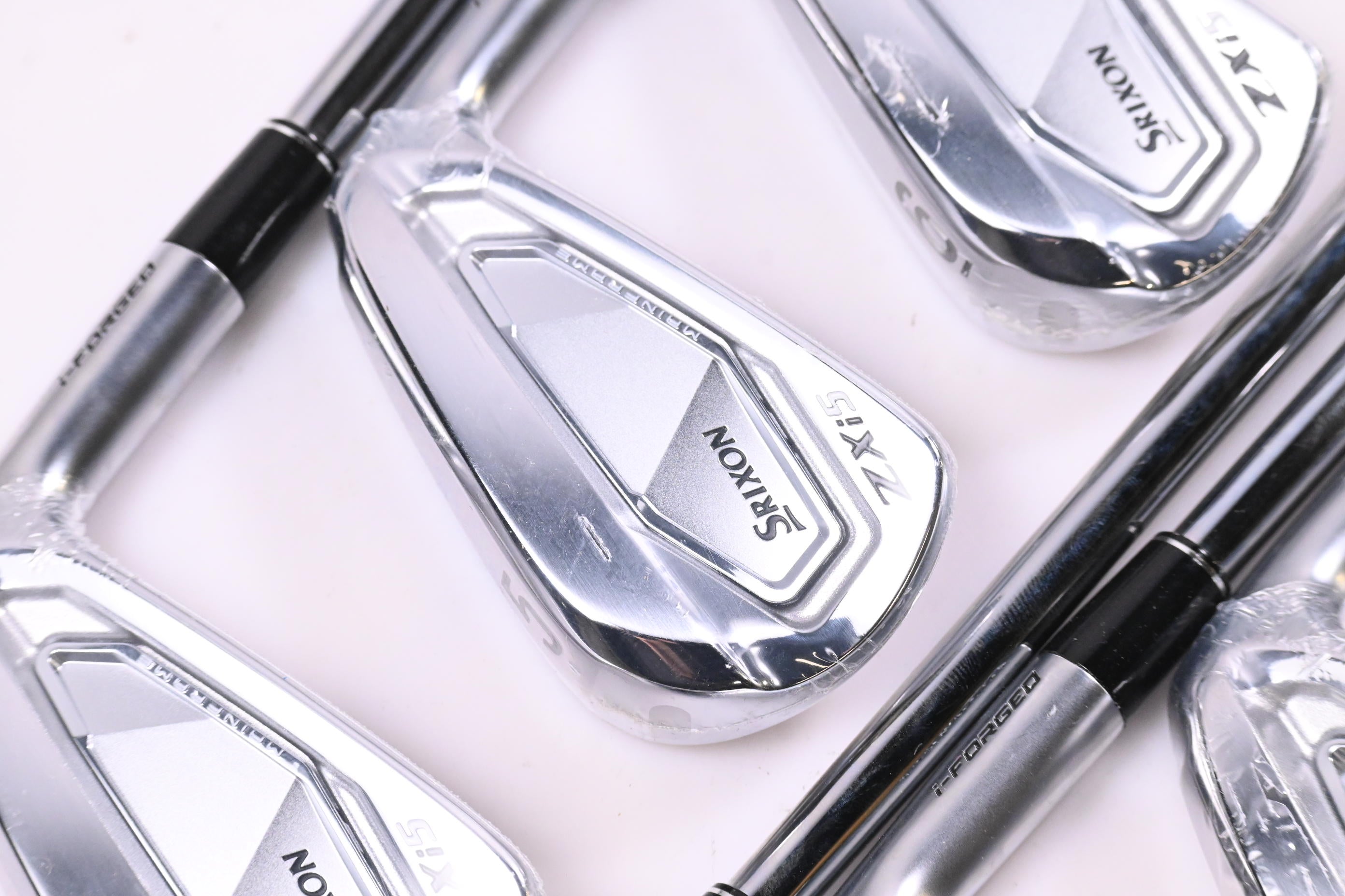 Srixon ZXi5 Irons / 4-PW / Stiff Flex N.S.Pro Modus³ Tour 120 Shafts