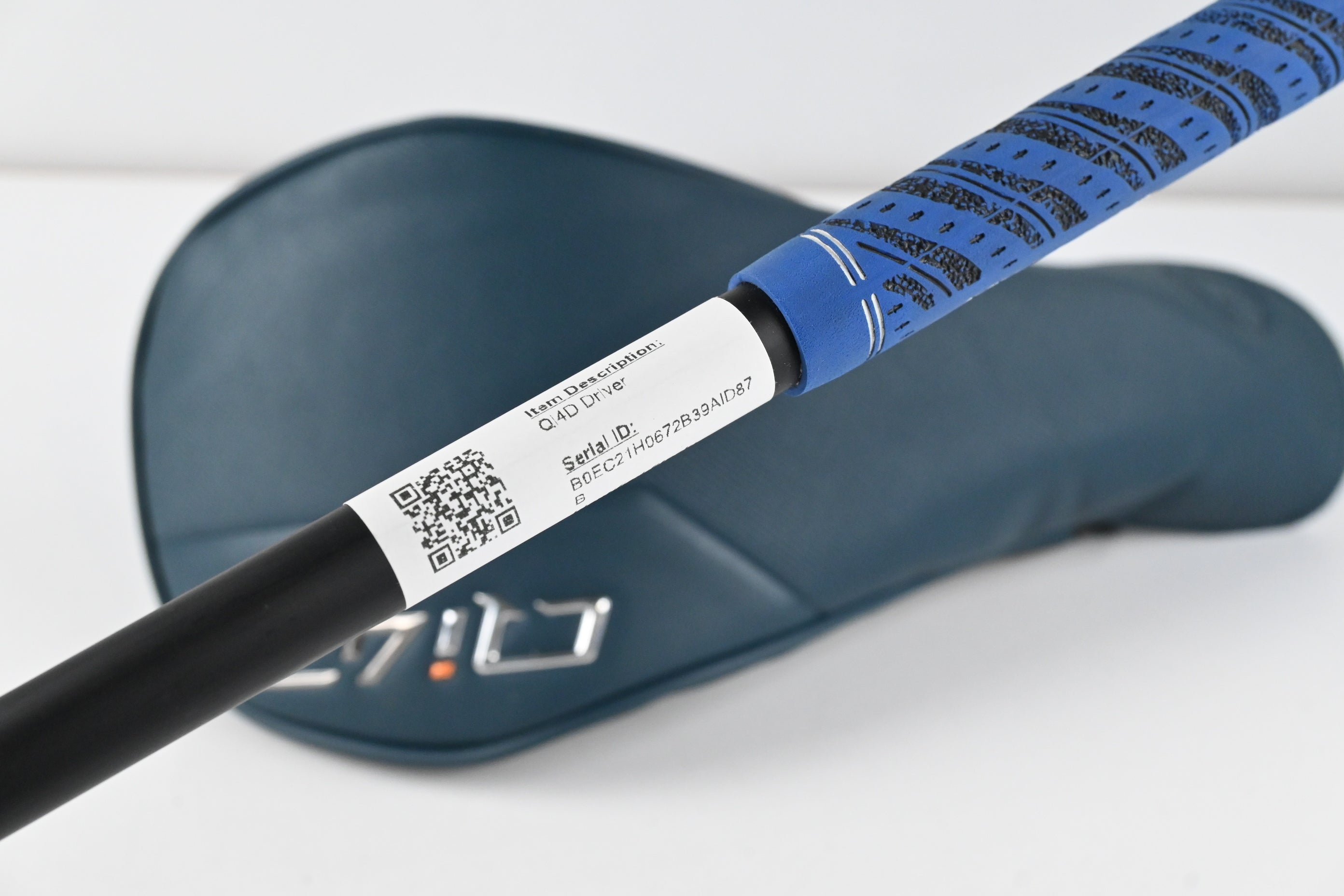 Taylormade Qi4D Driver / 10.5 Degree / Regular Flex REAX Blue 50 Shaft