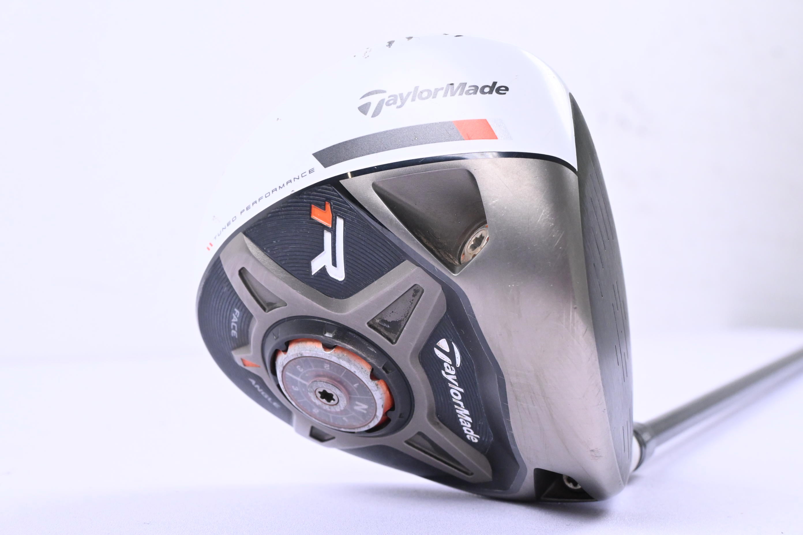 Taylormade R1 Driver / 9.5 Degree / Stiff Flex Aldila RIP Phenom 55 Shaft