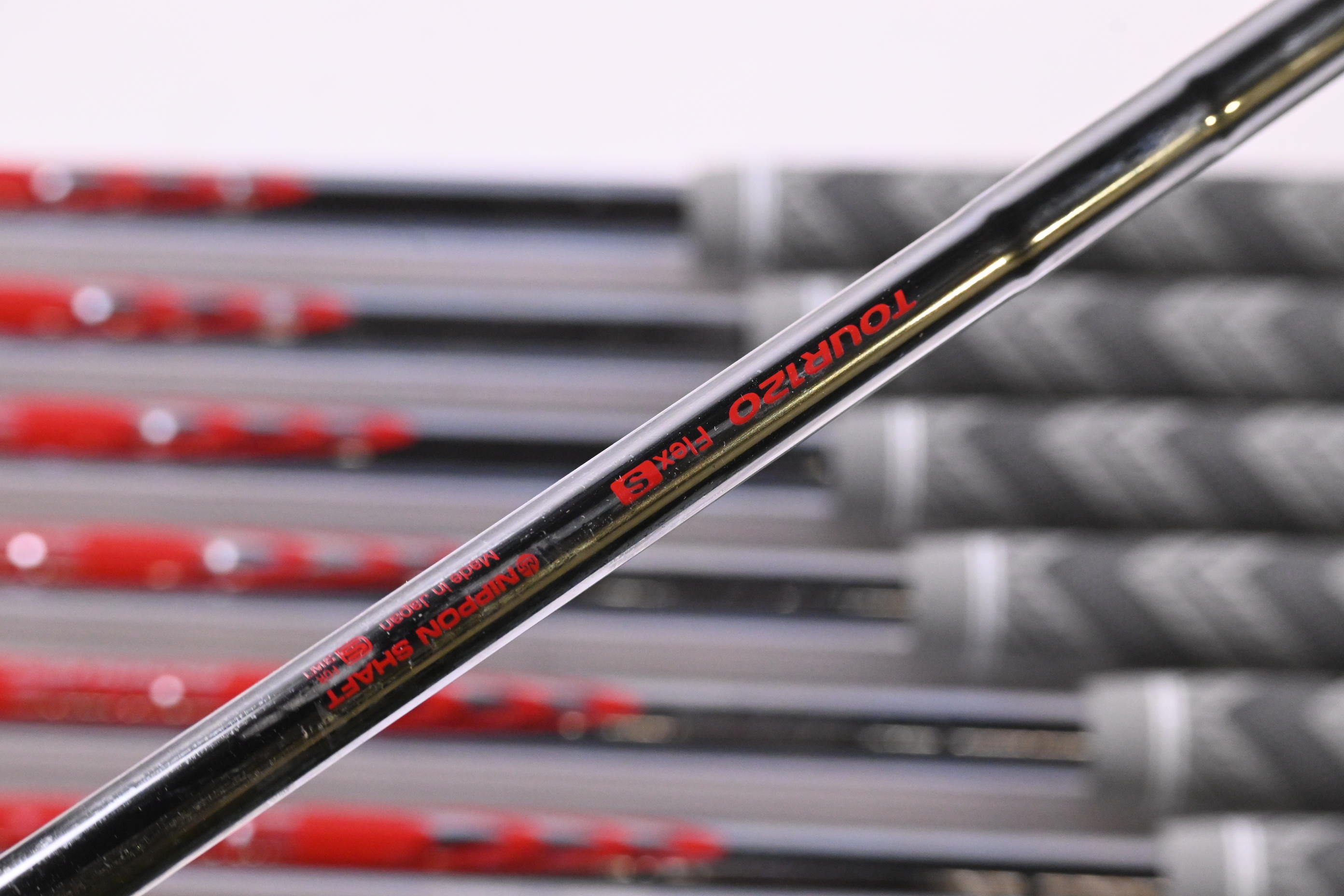 Srixon ZXi5 Irons / 4-PW / Stiff Flex N.S.Pro Modus³ Tour 120 Shafts