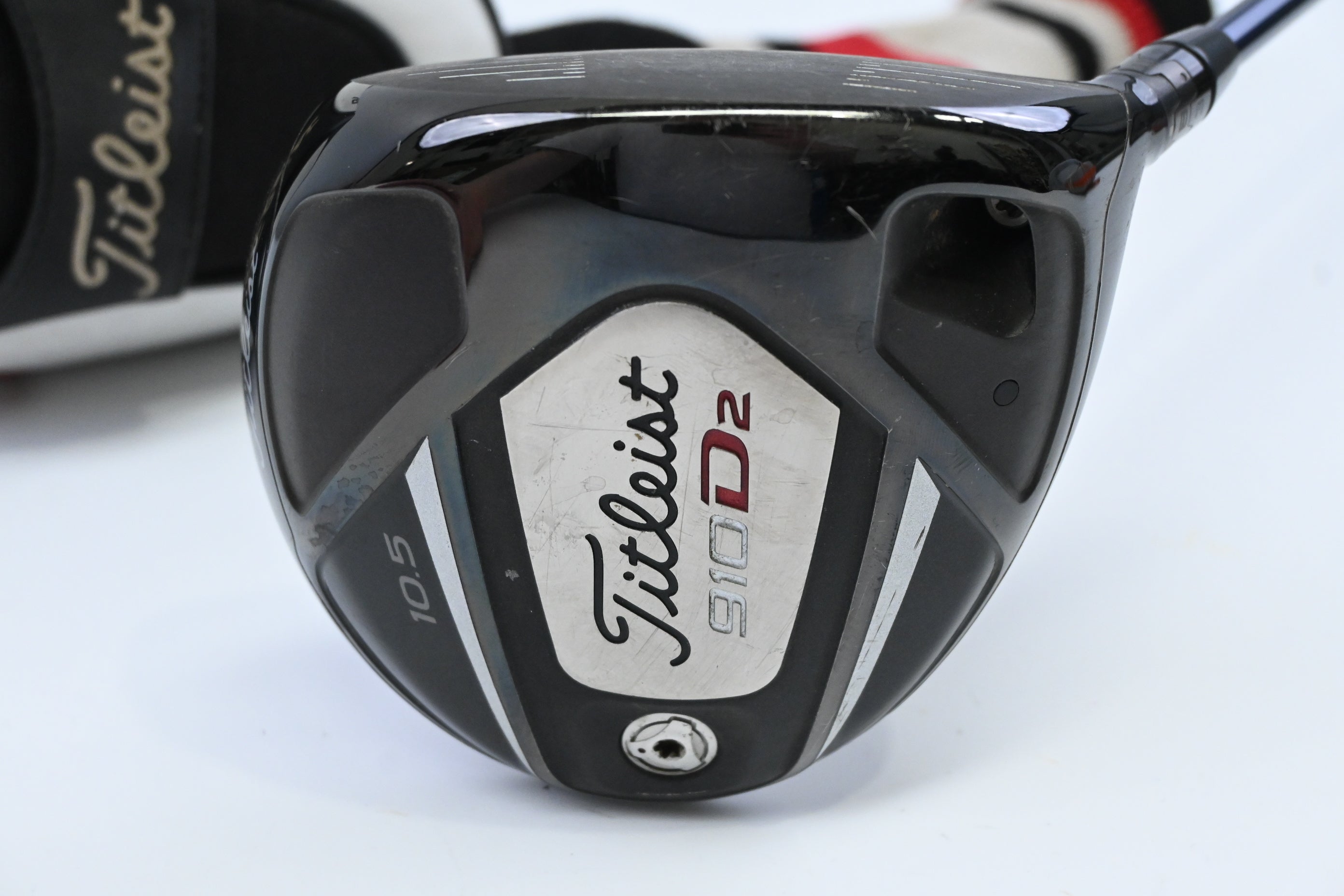Titleist 910 D2 Driver / 10.5 Degree / Regular Flex Diamana Kaili 65 Shaft