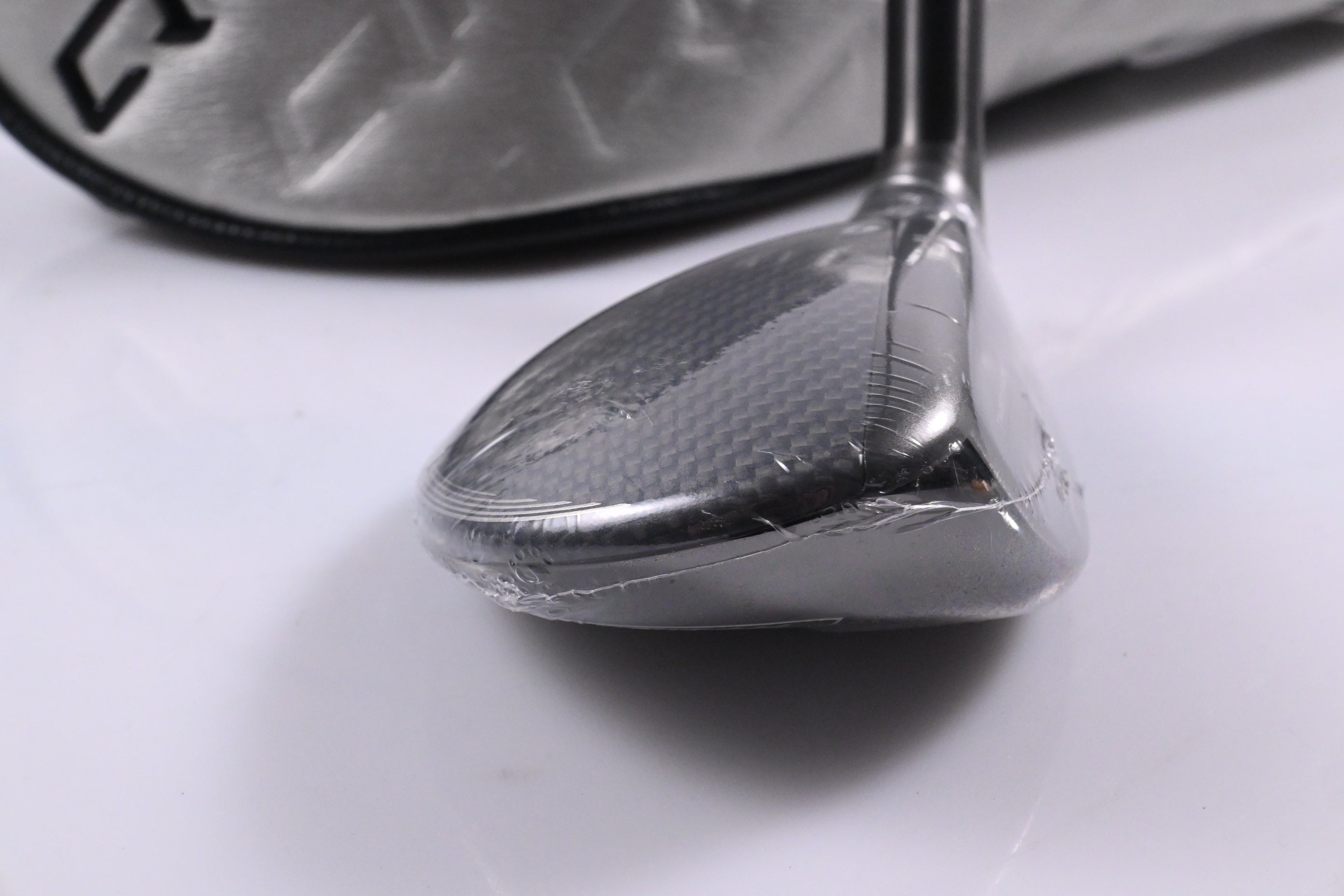 Taylormade Qi35 Max Lite #5 Hybrid / 27 Degree / Senior Flex Vanquish 5 Shaft
