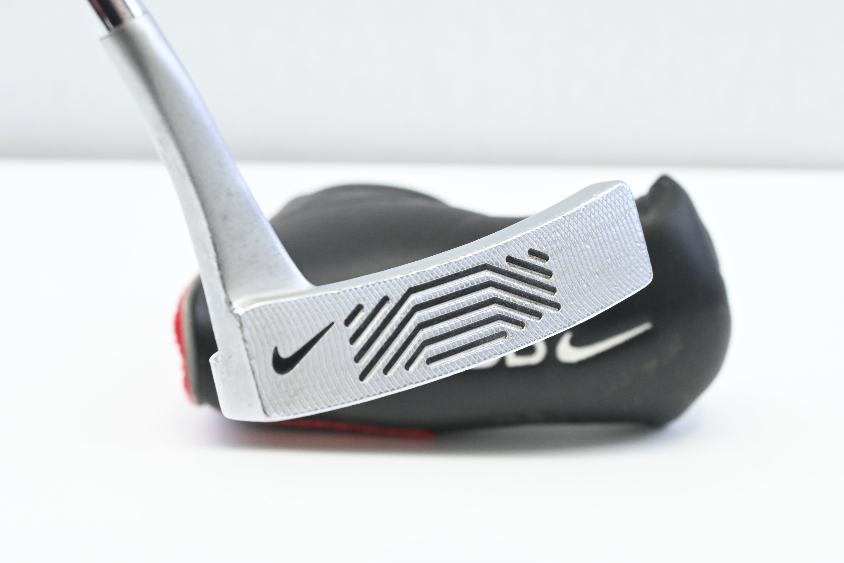 Left Hand Nike Method Milled 303 Putter / 35 Inch
