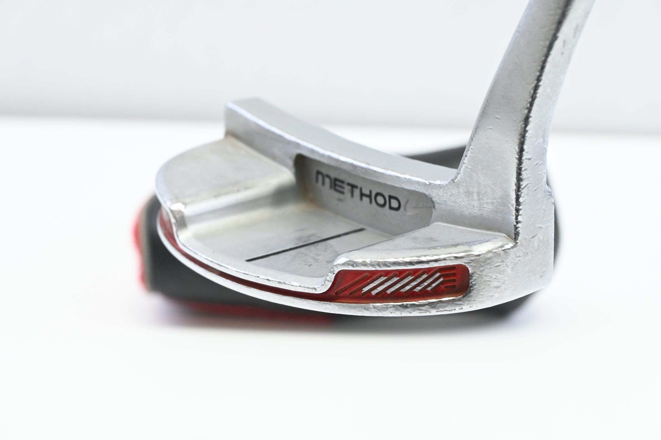 Left Hand Nike Method Milled 303 Putter / 35 Inch