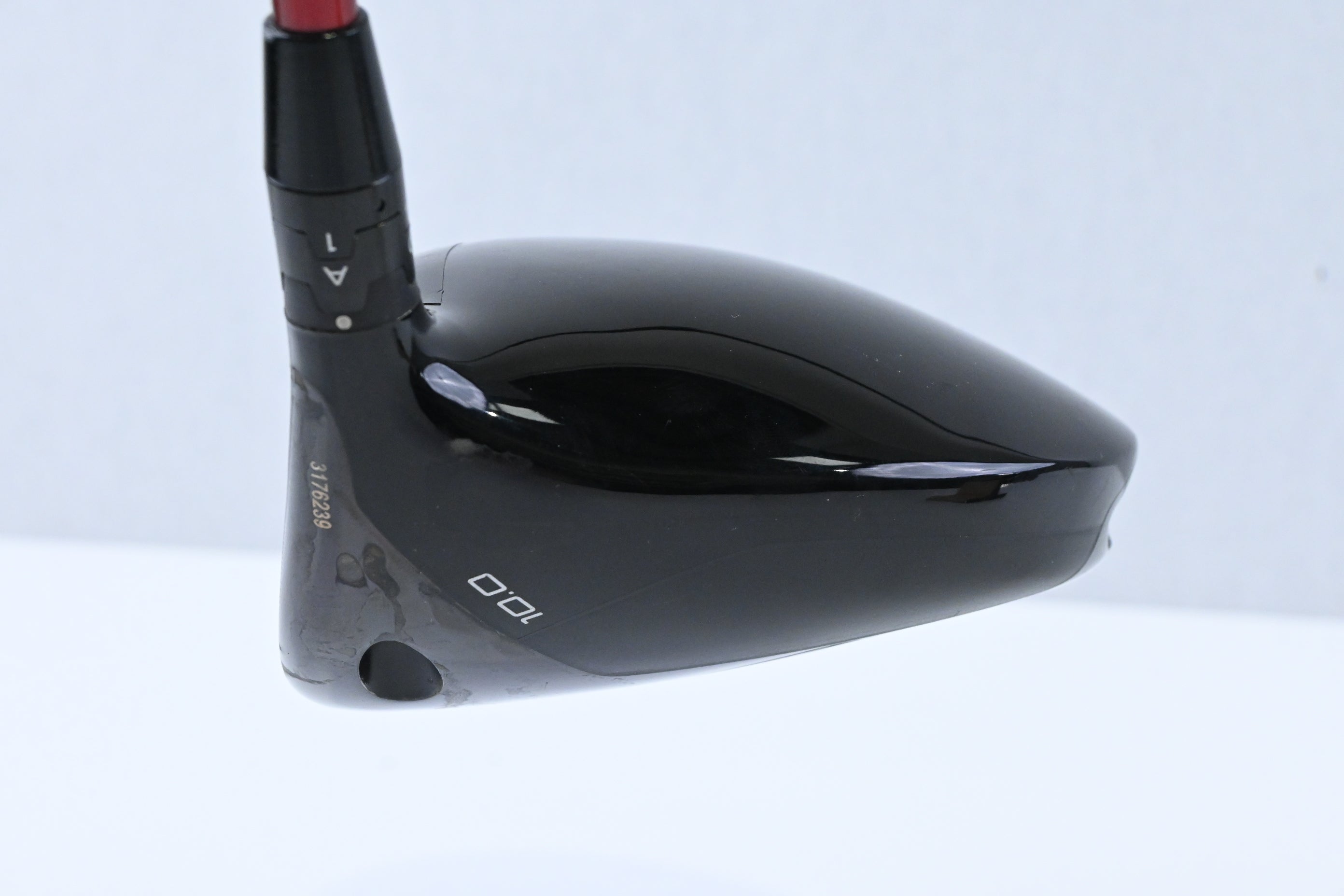 Titleist GT2 Driver / 10 Degree / Stiff Flex Project X Denali Red 50 Shaft