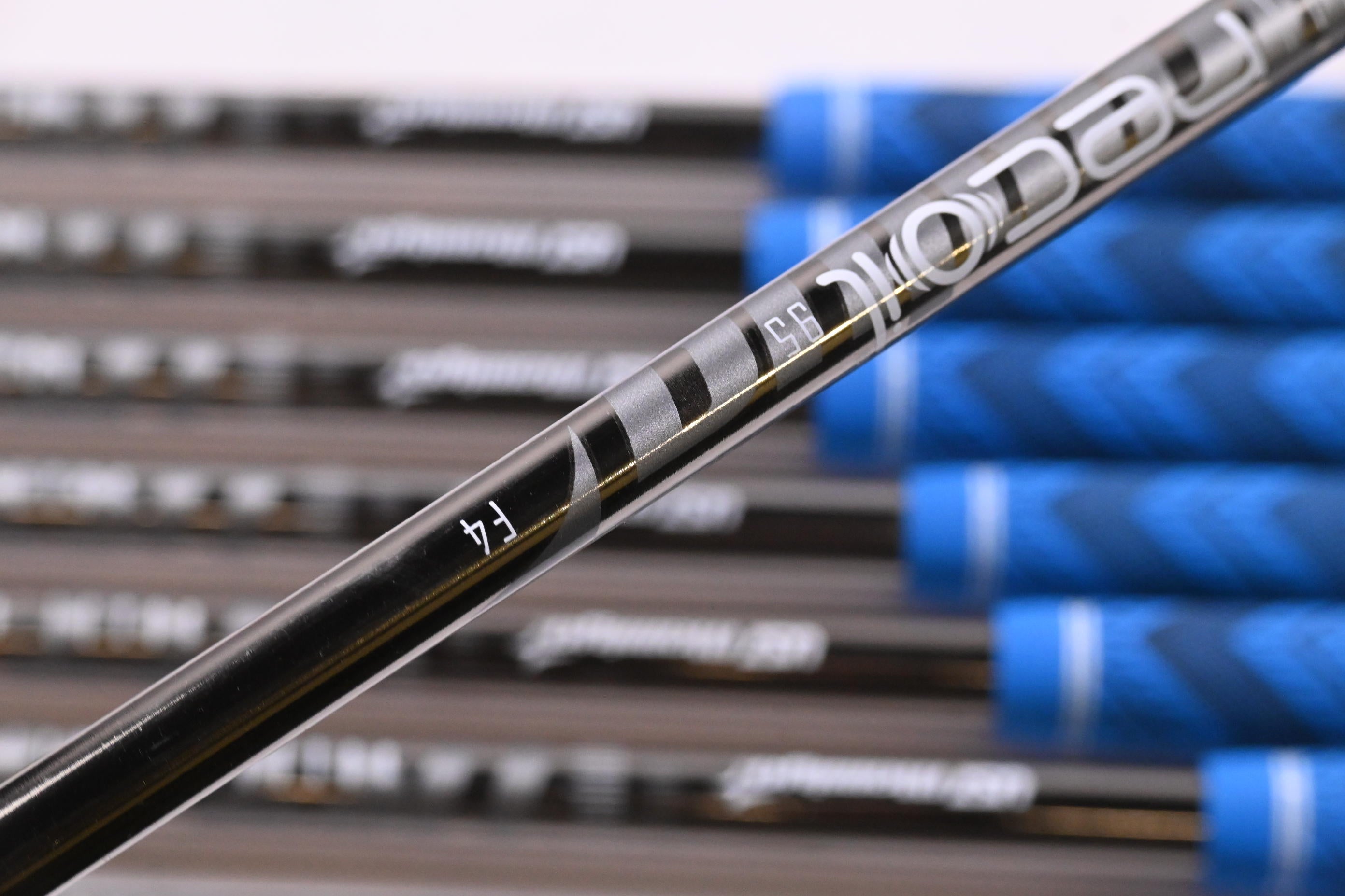 Srixon ZXi5 Irons / 4-PW+GW / Stiff Flex UST Recoil 95 Shafts