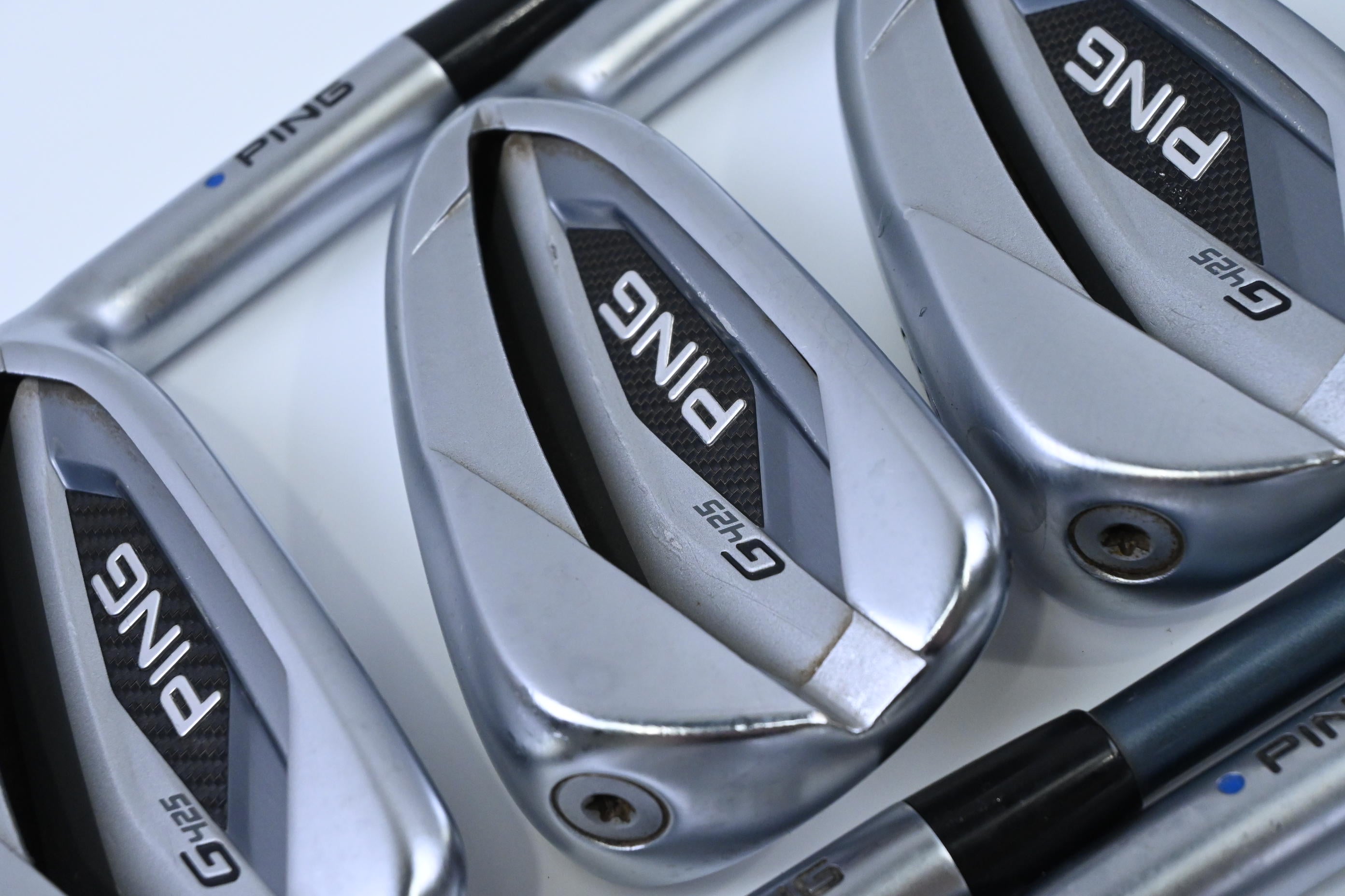 Ping G425 Irons / 6-PW+UW+SW+LW / Blue Dot / Regular Flex Ping Alta CB Slate AWT