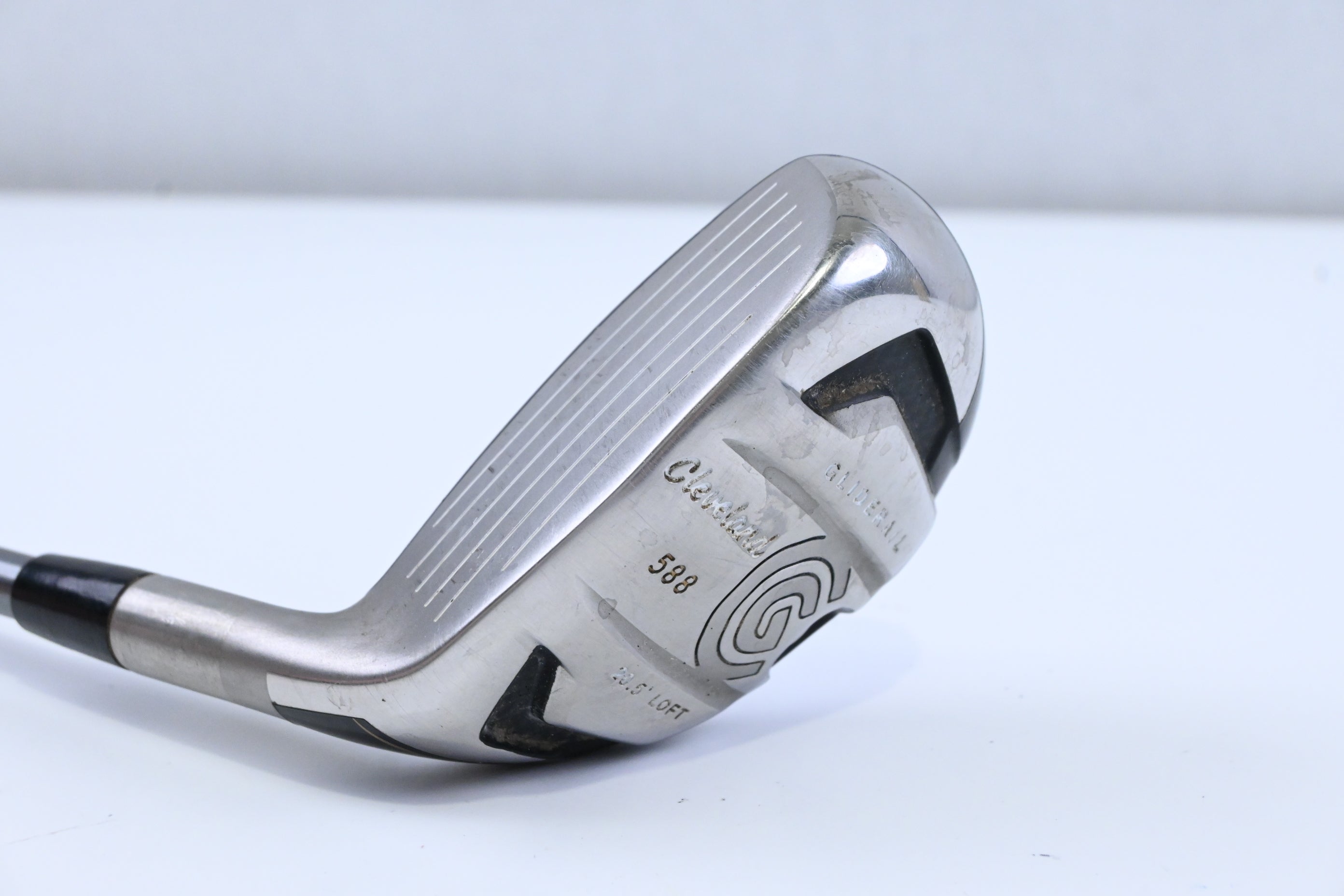 Left Hand Cleveland 588 Gliderail #3 Hybrid / 20.5 Degree / Senior Flex Diamana