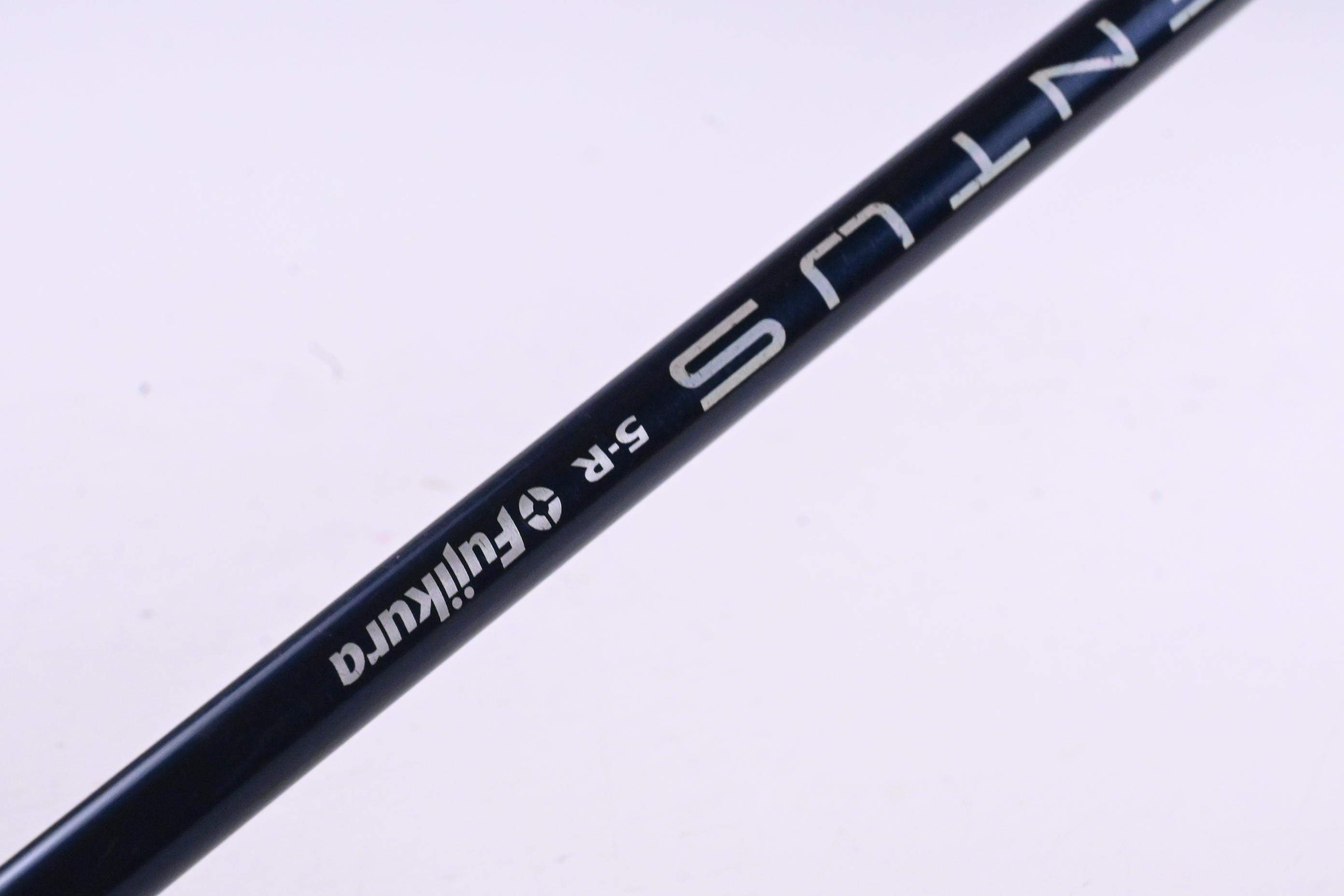 Taylormade SIM2 Driver / 9 Degree / Regular Flex Ventus Blue 5 Shaft