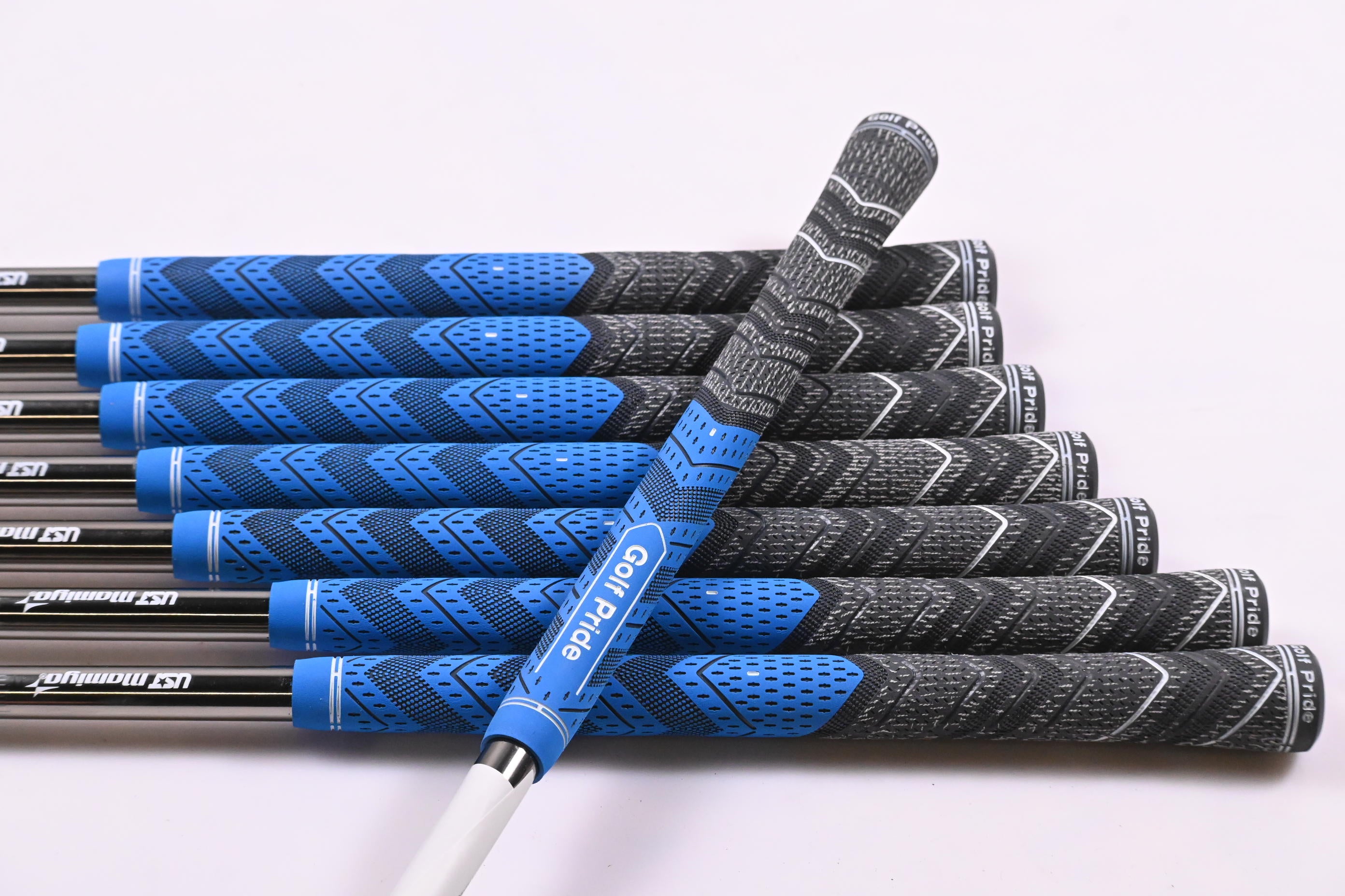 Srixon ZXi5 Irons / 4-PW+GW / Stiff Flex UST Recoil 95 Shafts