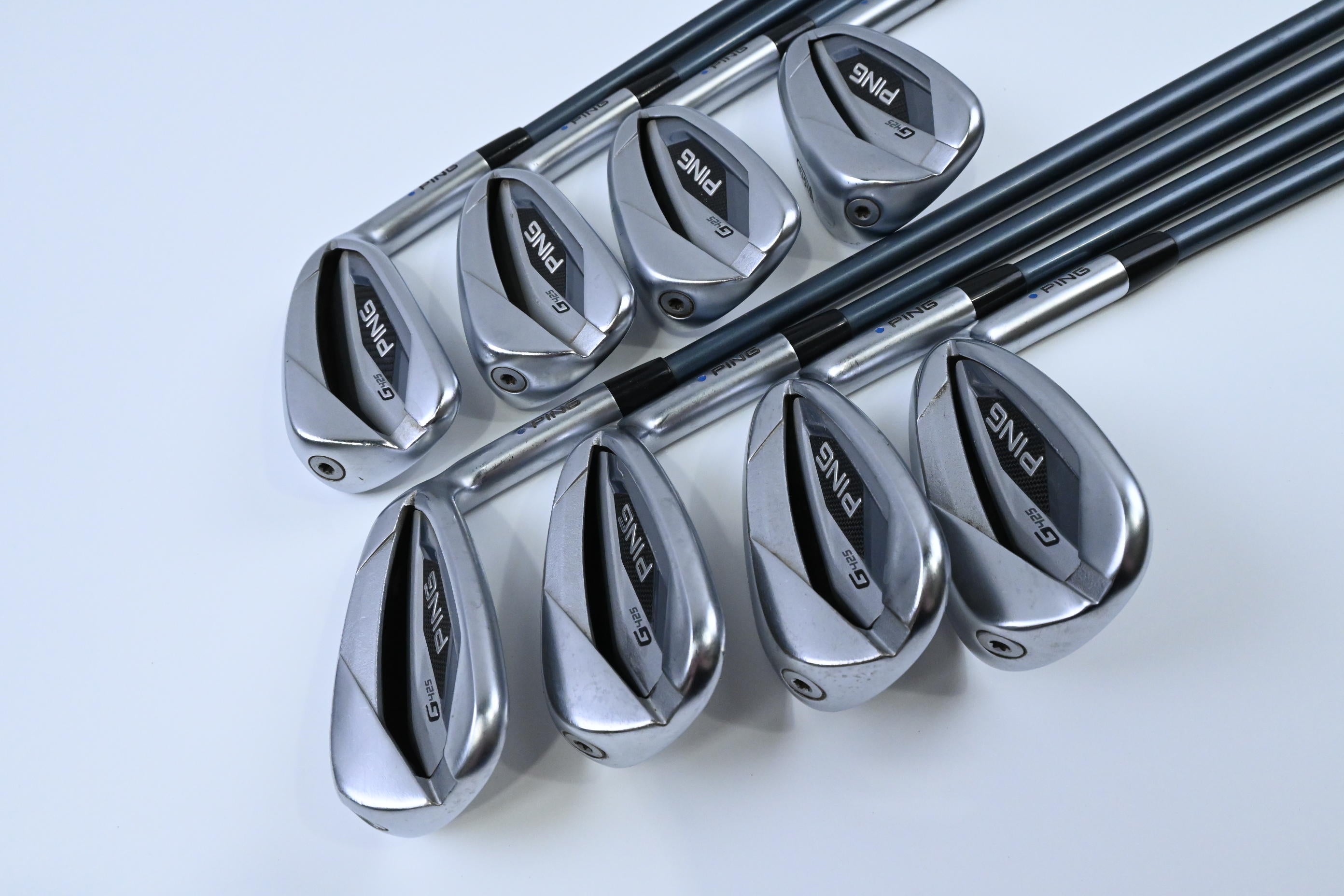 Ping G425 Irons / 6-PW+UW+SW+LW / Blue Dot / Regular Flex Ping Alta CB Slate AWT