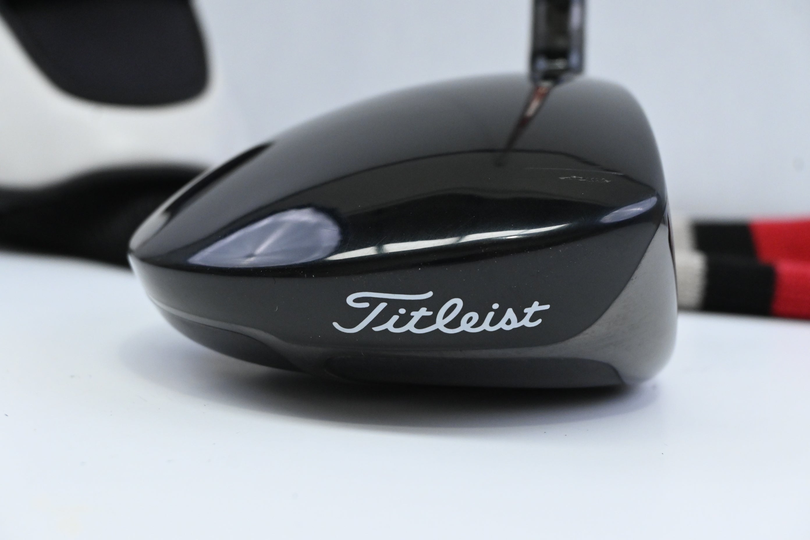 Titleist 910 D3 Driver / 9.5 Degree / Stiff Flex Diamana ilima 61 Shaft