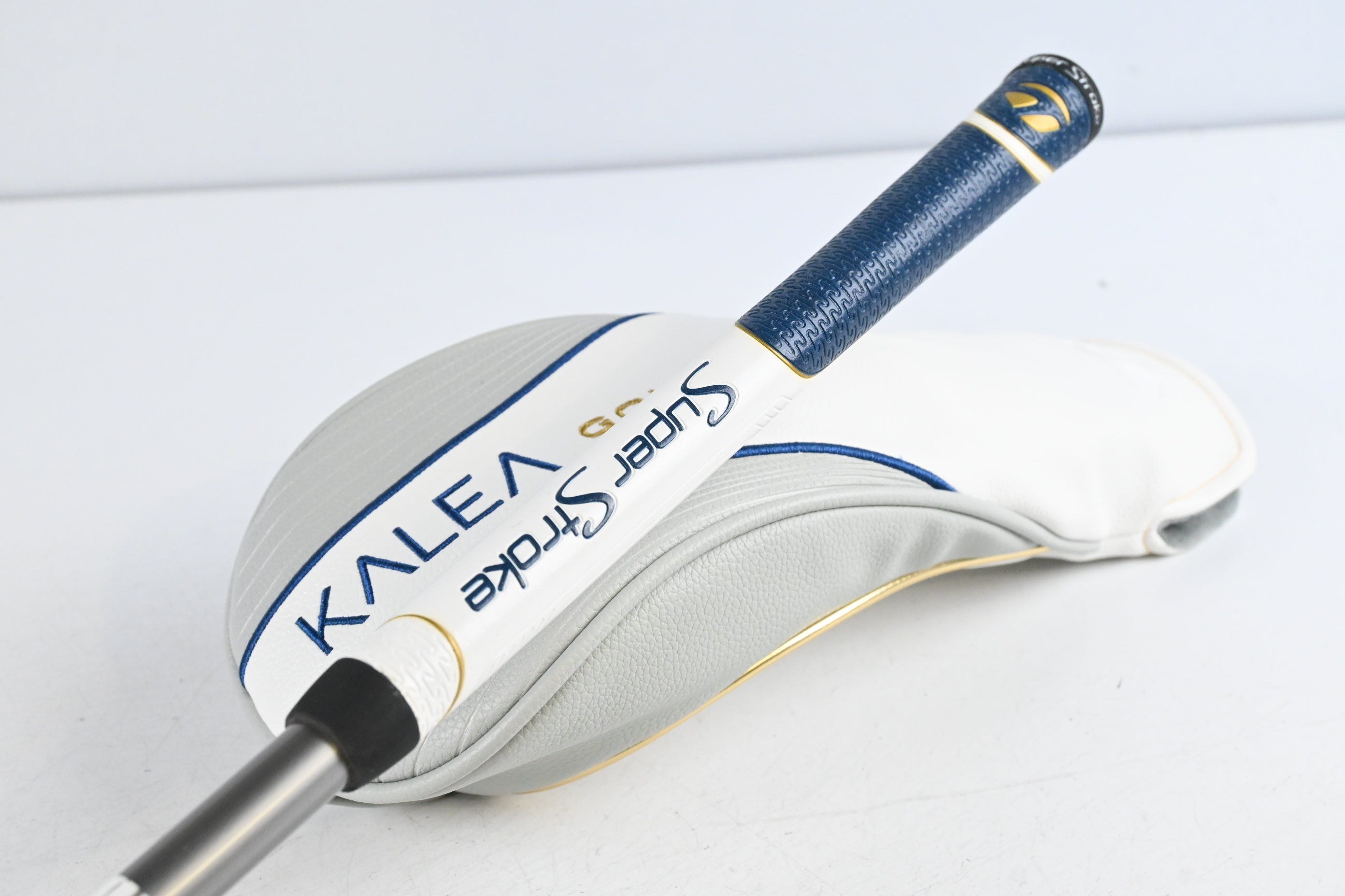 Ladies Taylormade Kalea Gold #3 Wood / 16 Degree / Ladies Flex Kalea 40 Shaft