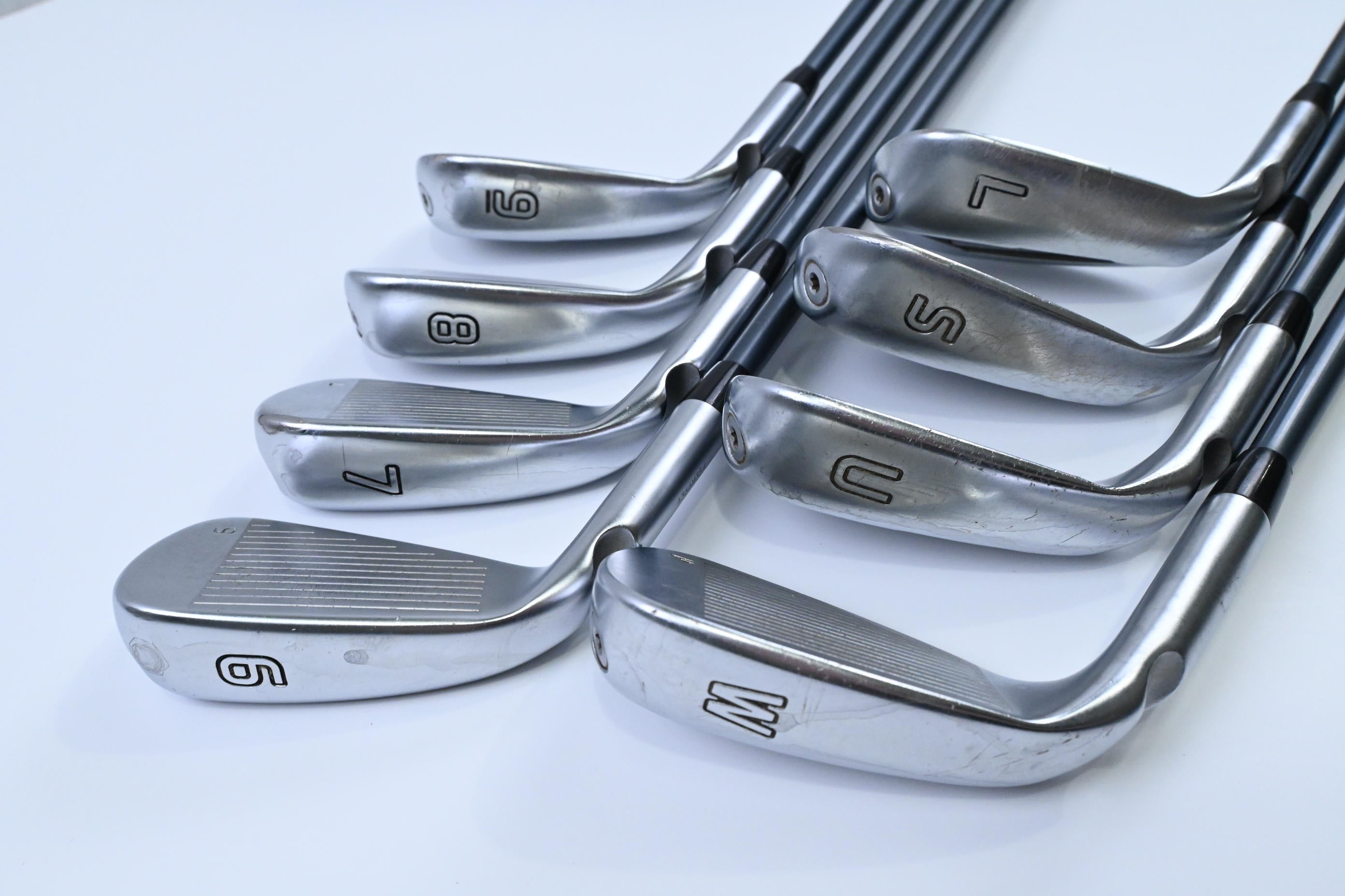 Ping G425 Irons / 6-PW+UW+SW+LW / Blue Dot / Regular Flex Ping Alta CB Slate AWT