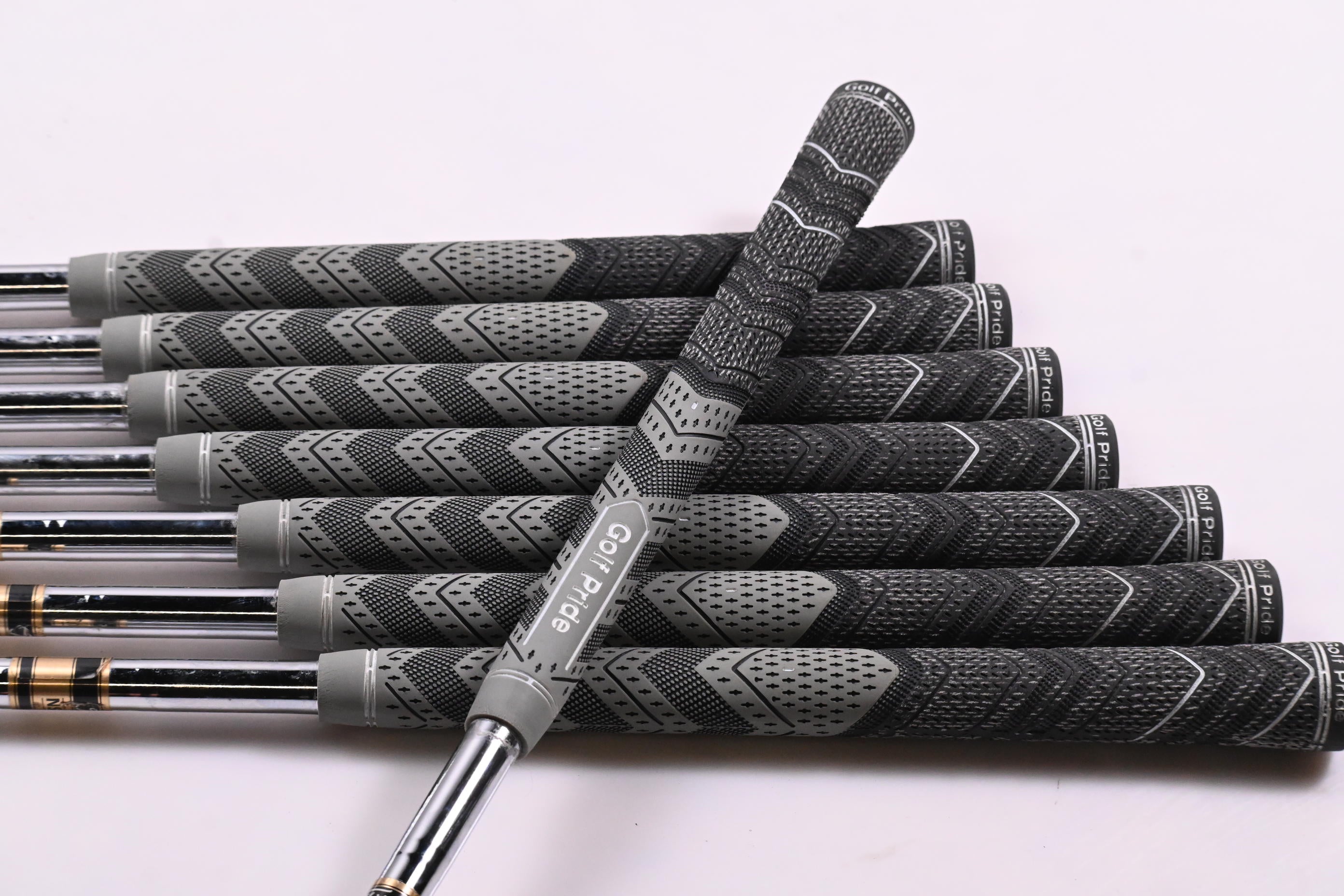 Titleist 804.OS Irons / 3-PW / Regular Flex N.S.Pro 970 Shafts