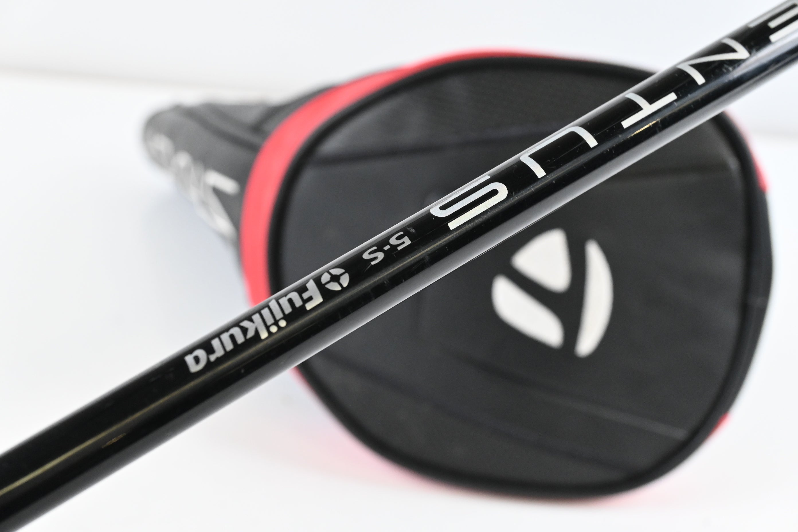 Left Hand Taylormade Stealth Driver / 9 Degree / Stiff Flex Fujikura Ventus Red