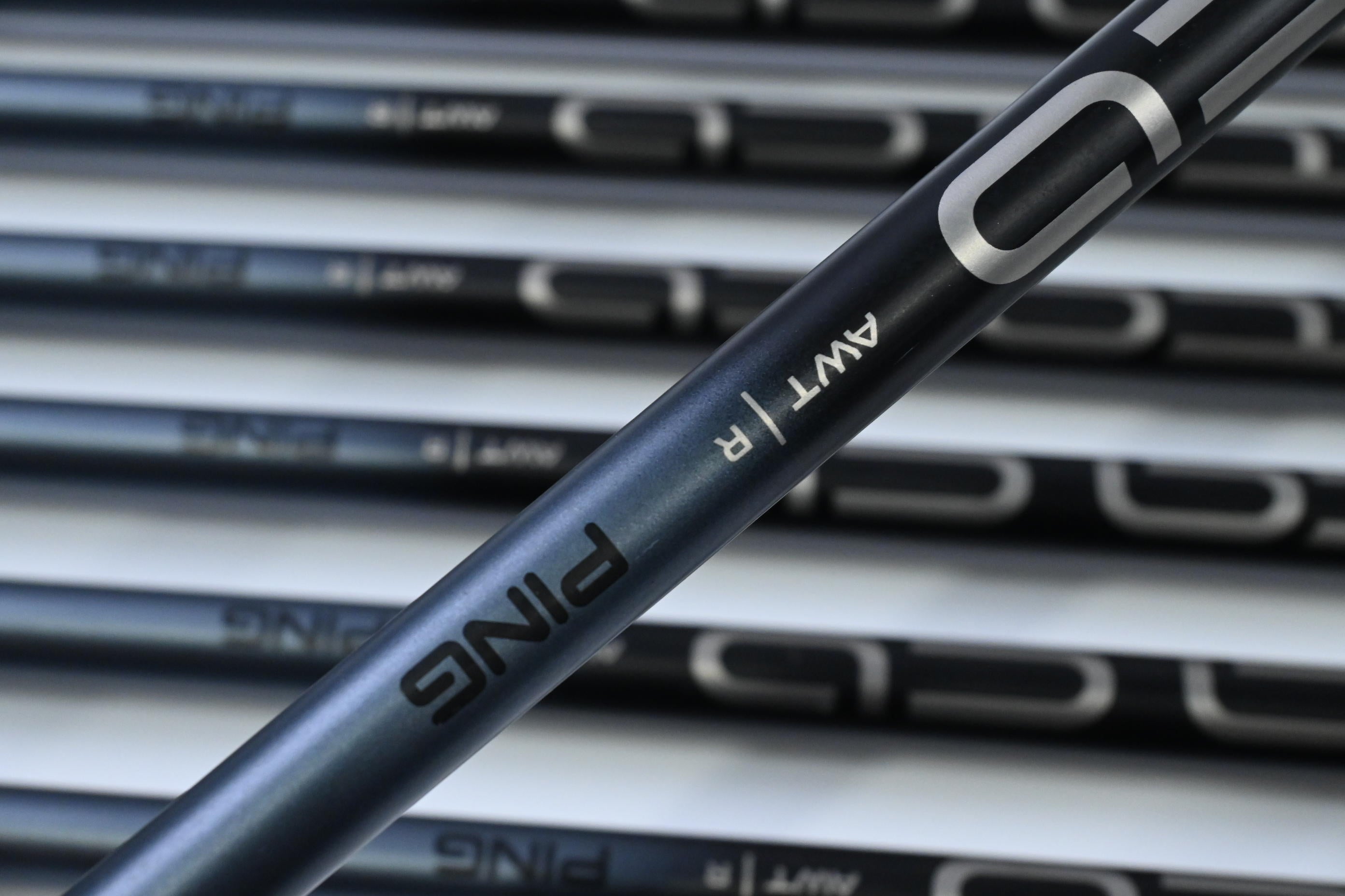 Ping G425 Irons / 6-PW+UW+SW+LW / Blue Dot / Regular Flex Ping Alta CB Slate AWT